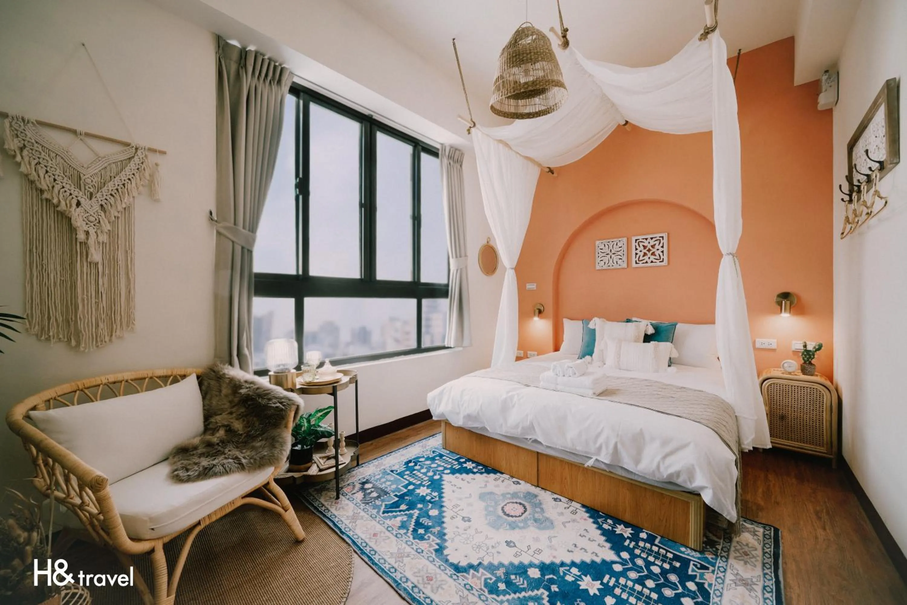 On site, Bed in Tainan Sleepie Inn