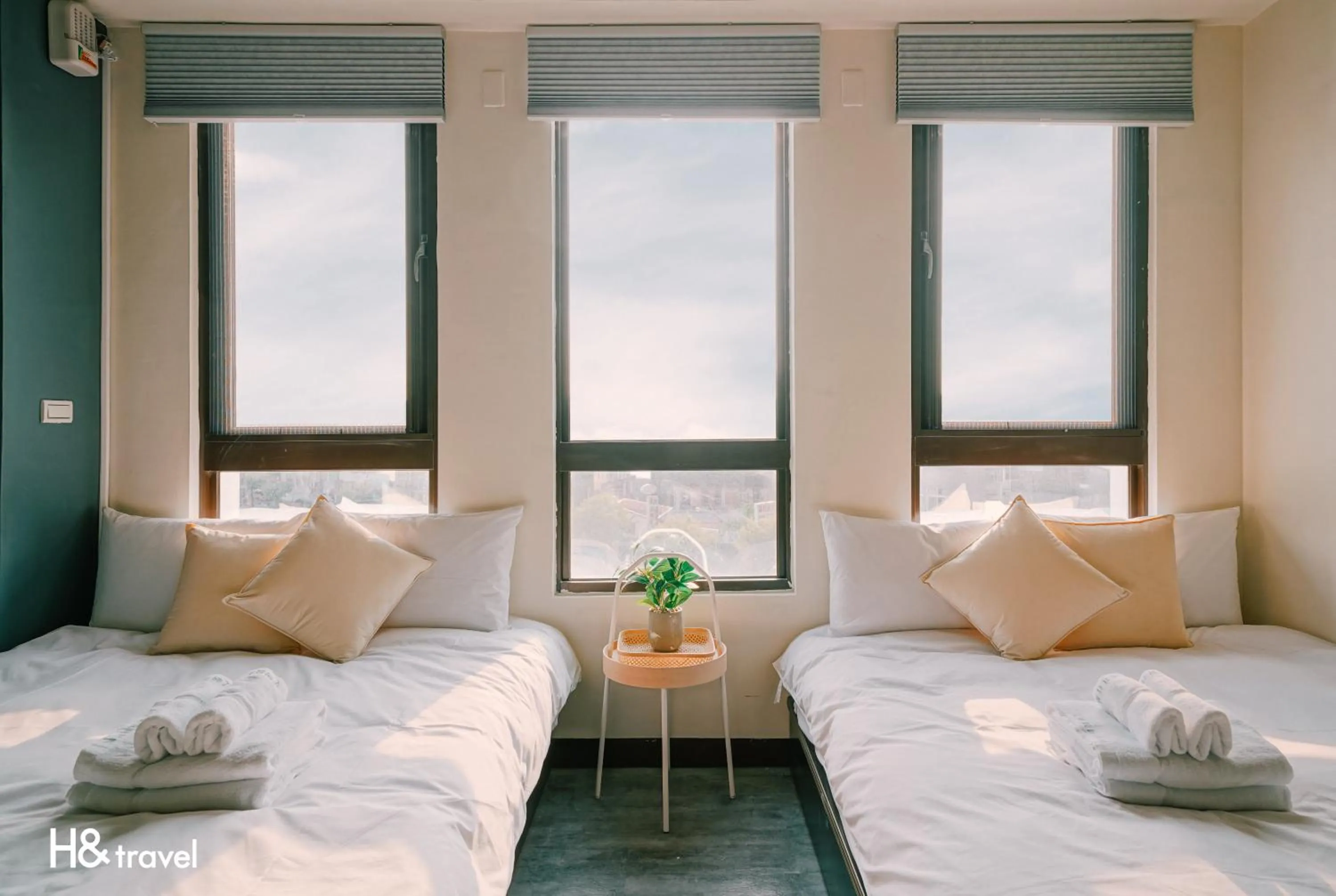 On site, Bed in Tainan Sleepie Inn