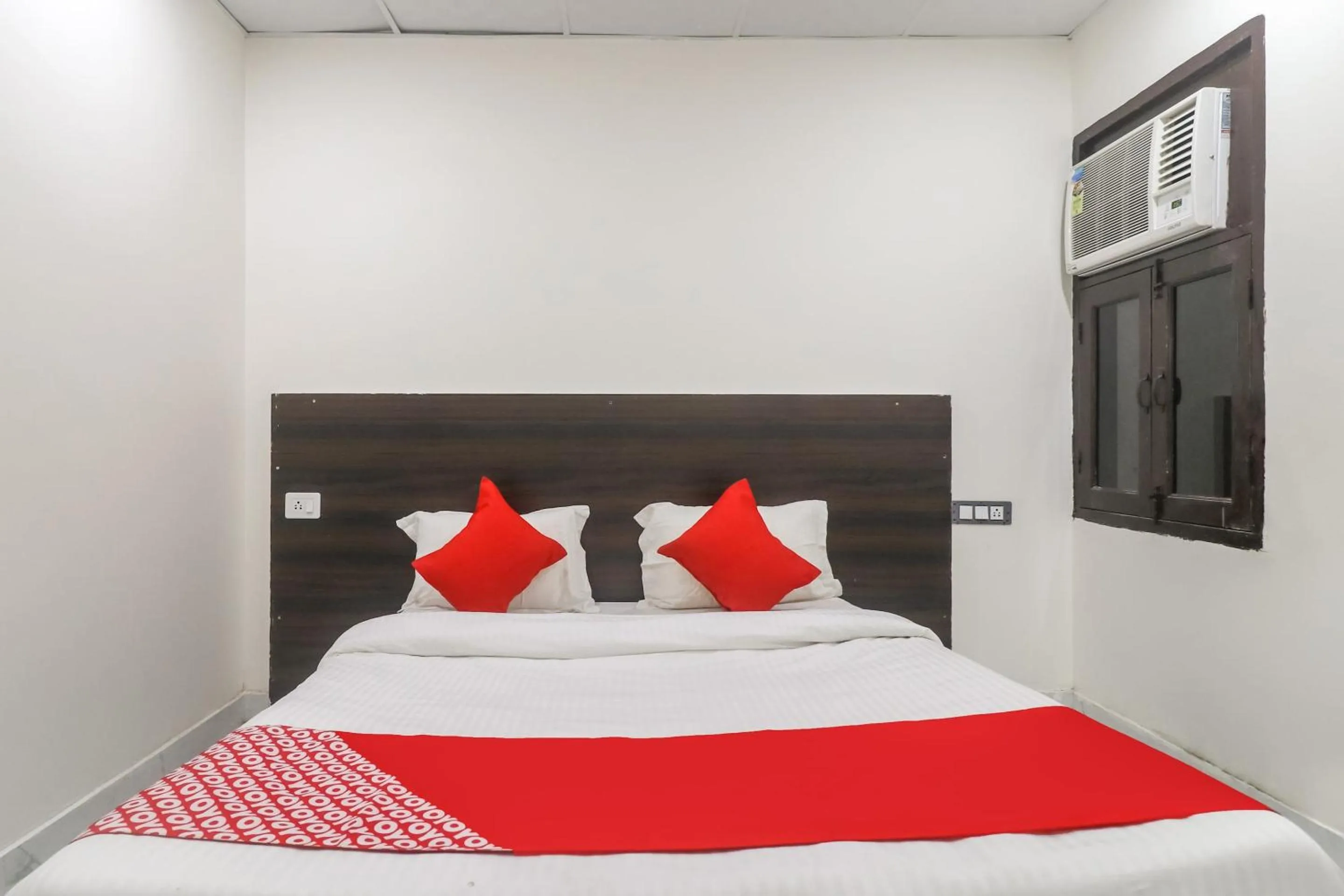 Bedroom, Bed in Hotel O Galaxy