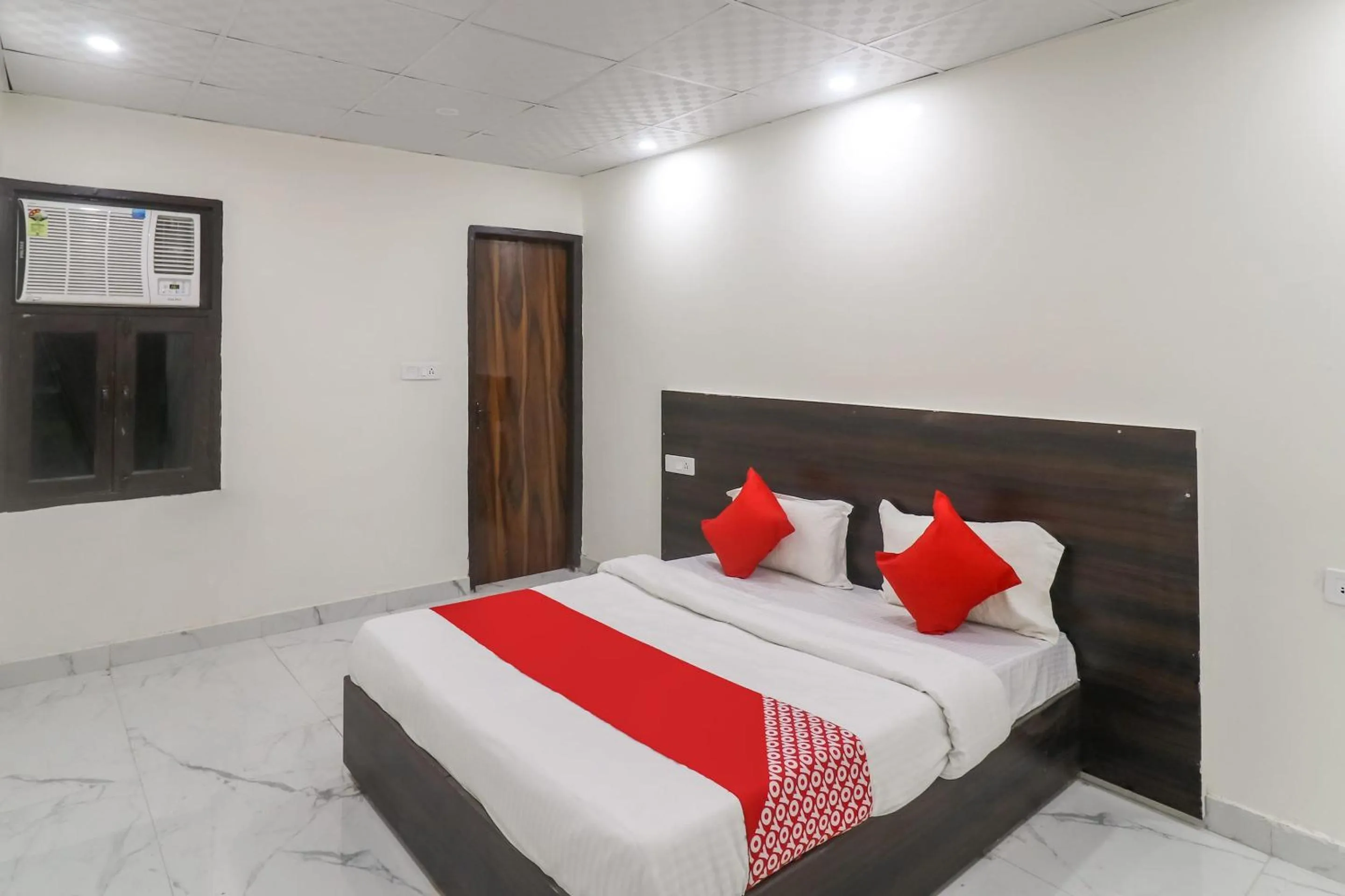 Bedroom, Bed in Hotel O Galaxy