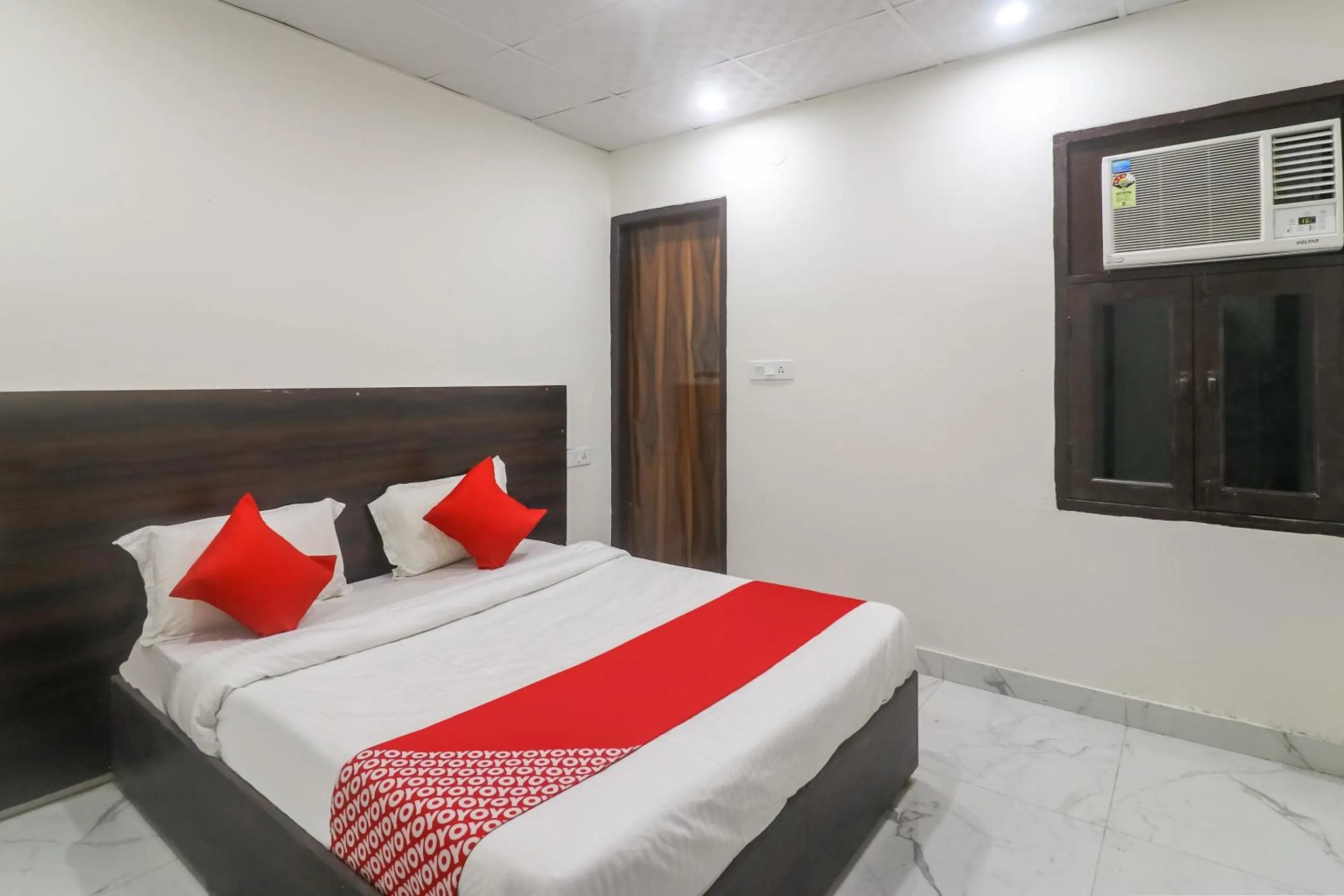 Bedroom, Bed in Hotel O Galaxy