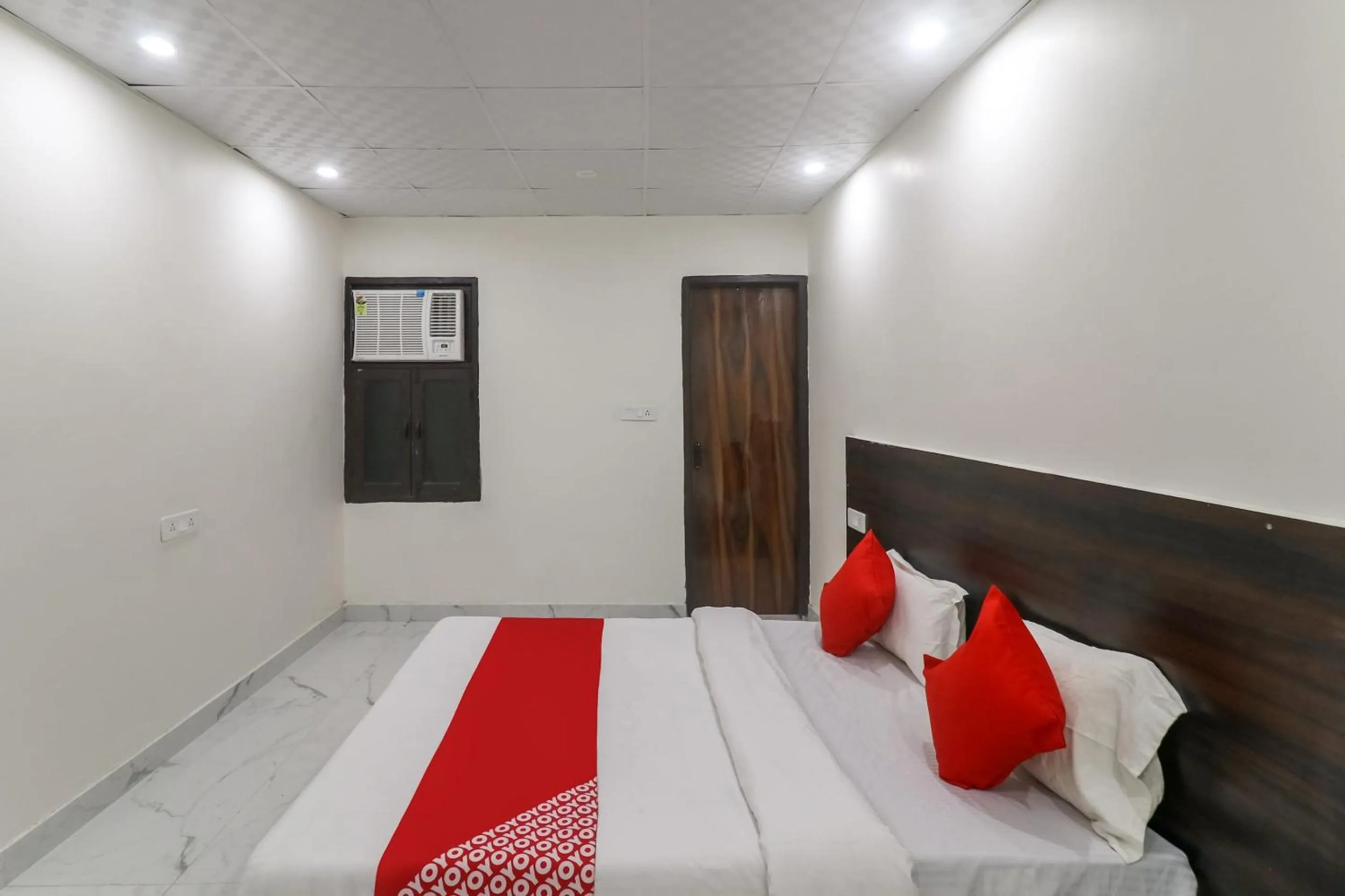 Bedroom, Bed in Hotel O Galaxy