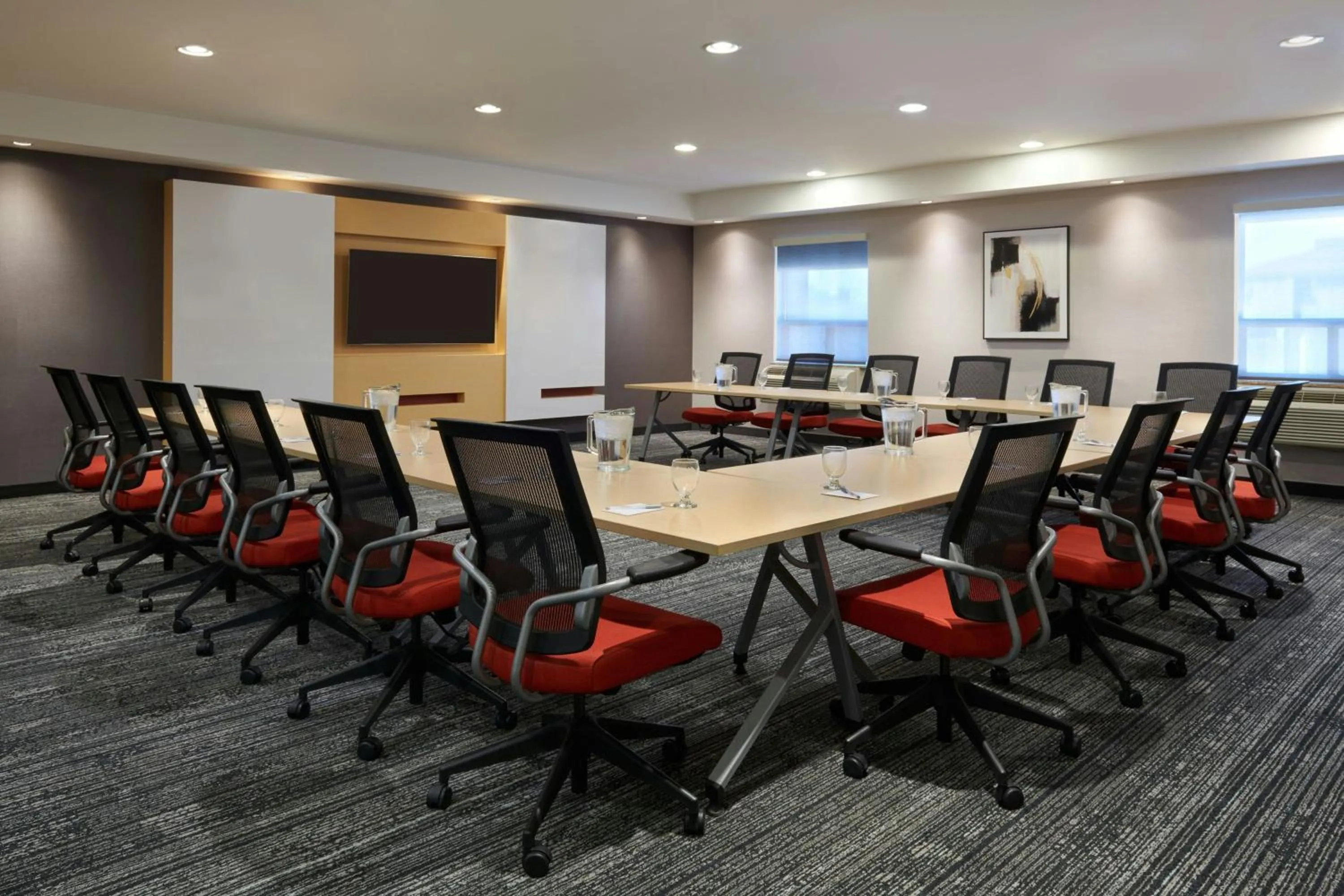 Meeting/conference room in TownePlace Suites by Marriott London