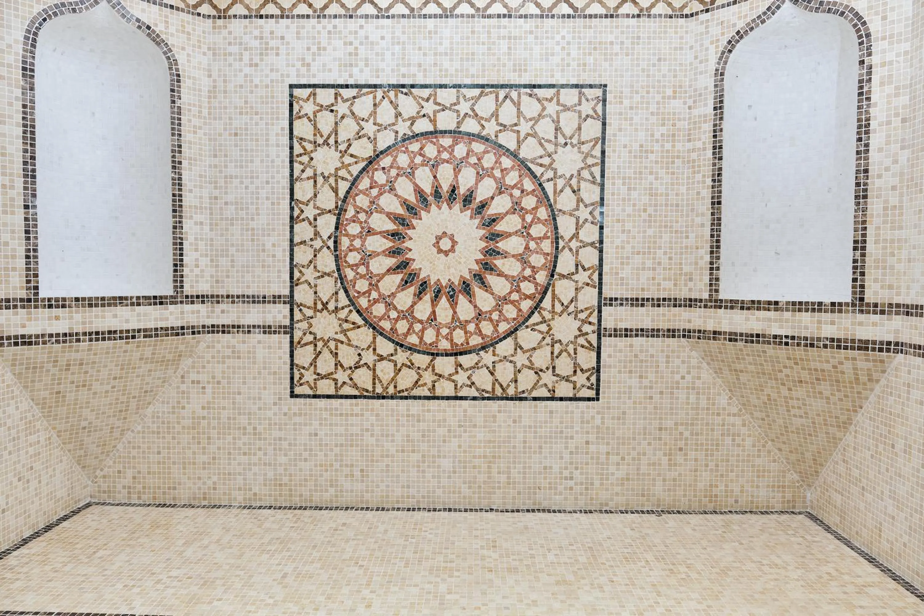 Spa and wellness centre/facilities in Central Palace Halal Hotel