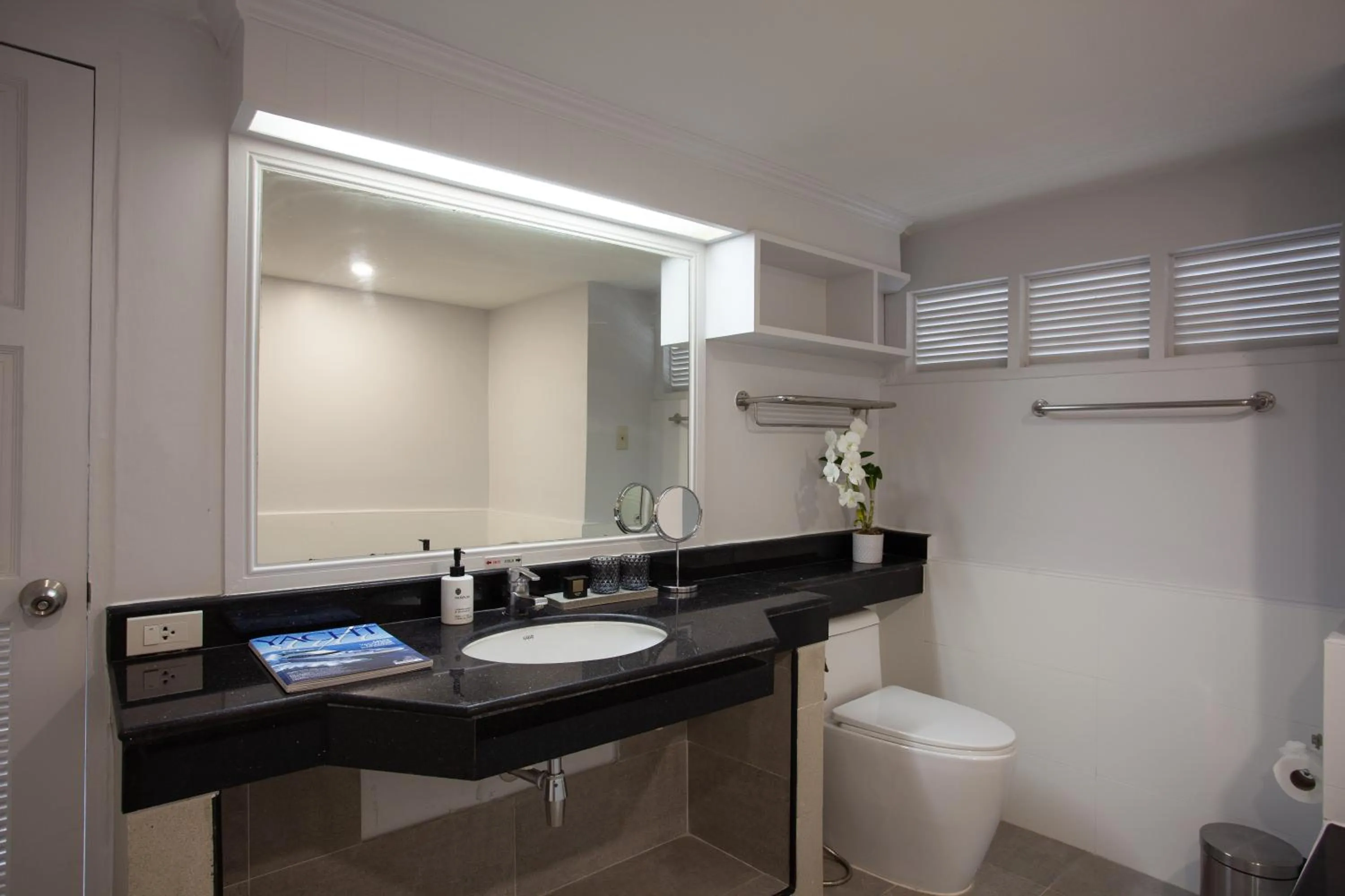 Bathroom in Anona Beachfront Phuket Resort-SHA EXTRA PLUS
