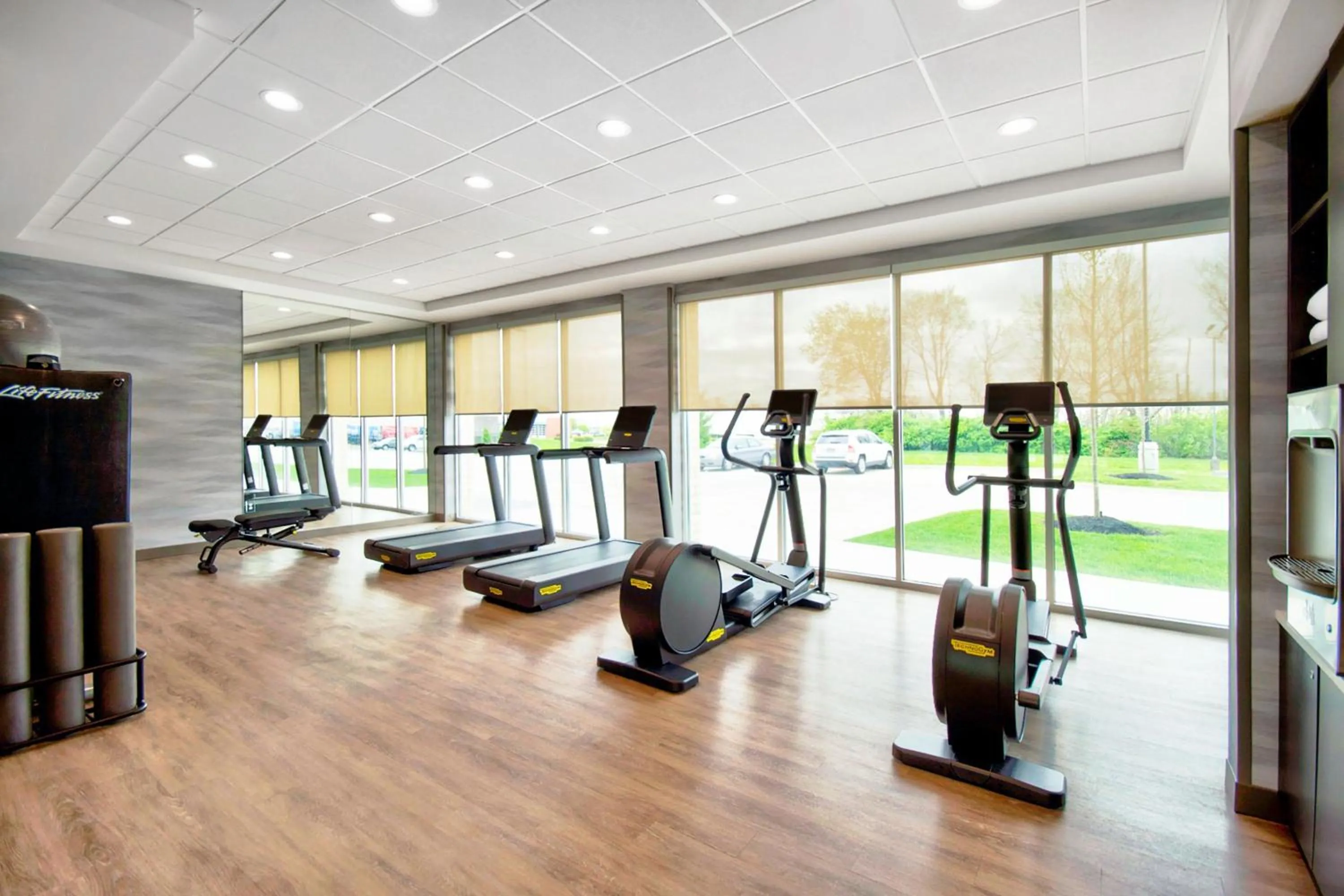 Fitness centre/facilities in Fairfield by Marriott Inn & Suites Cincinnati North West Chester