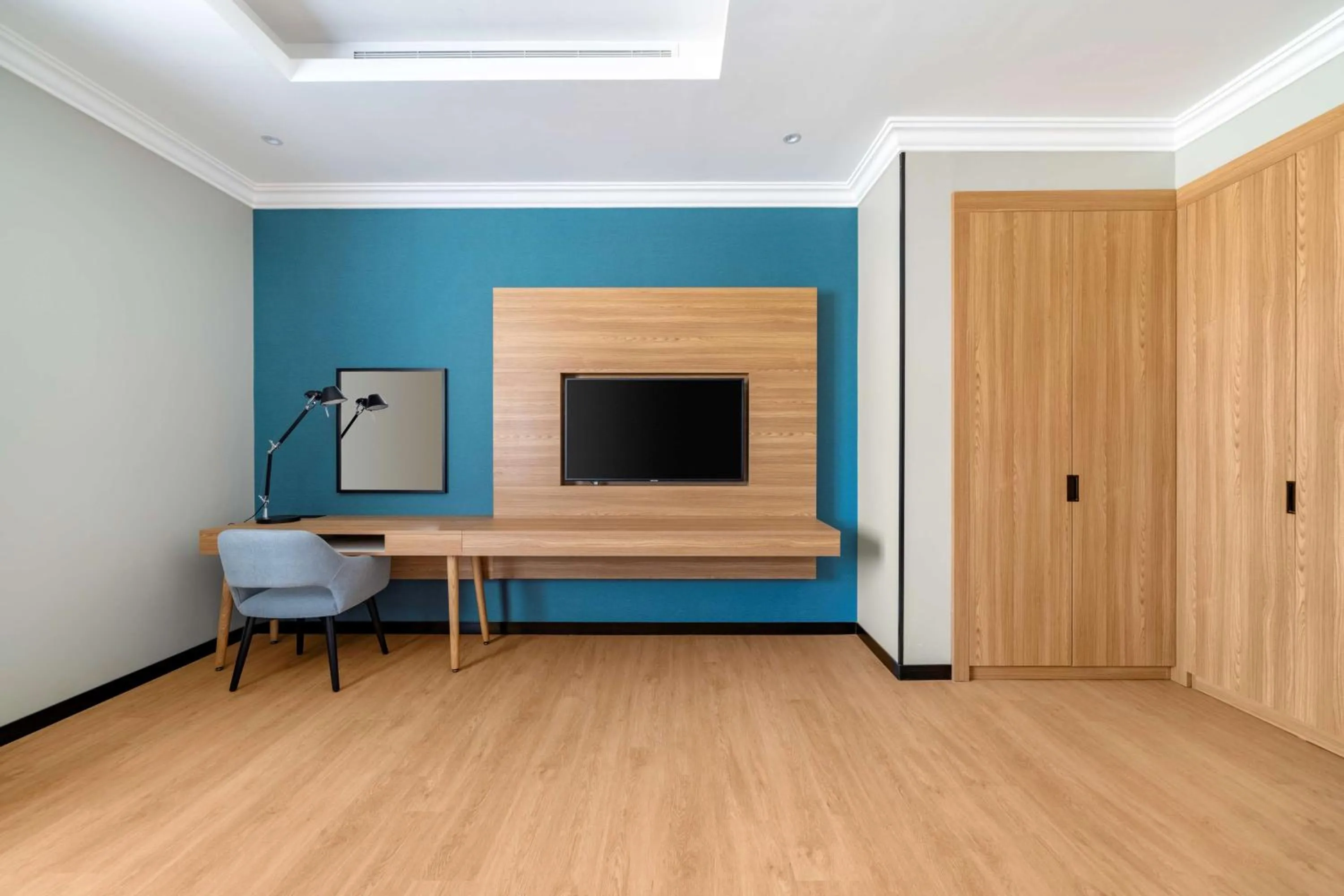 Photo of the whole room in Radisson Hotel Riyadh Airport