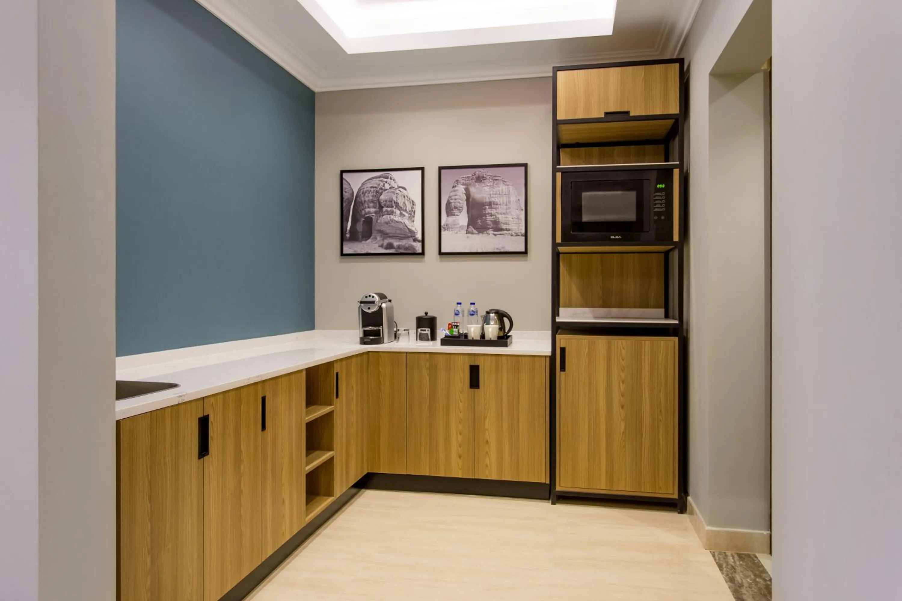 Coffee/tea facilities in Radisson Hotel Riyadh Airport