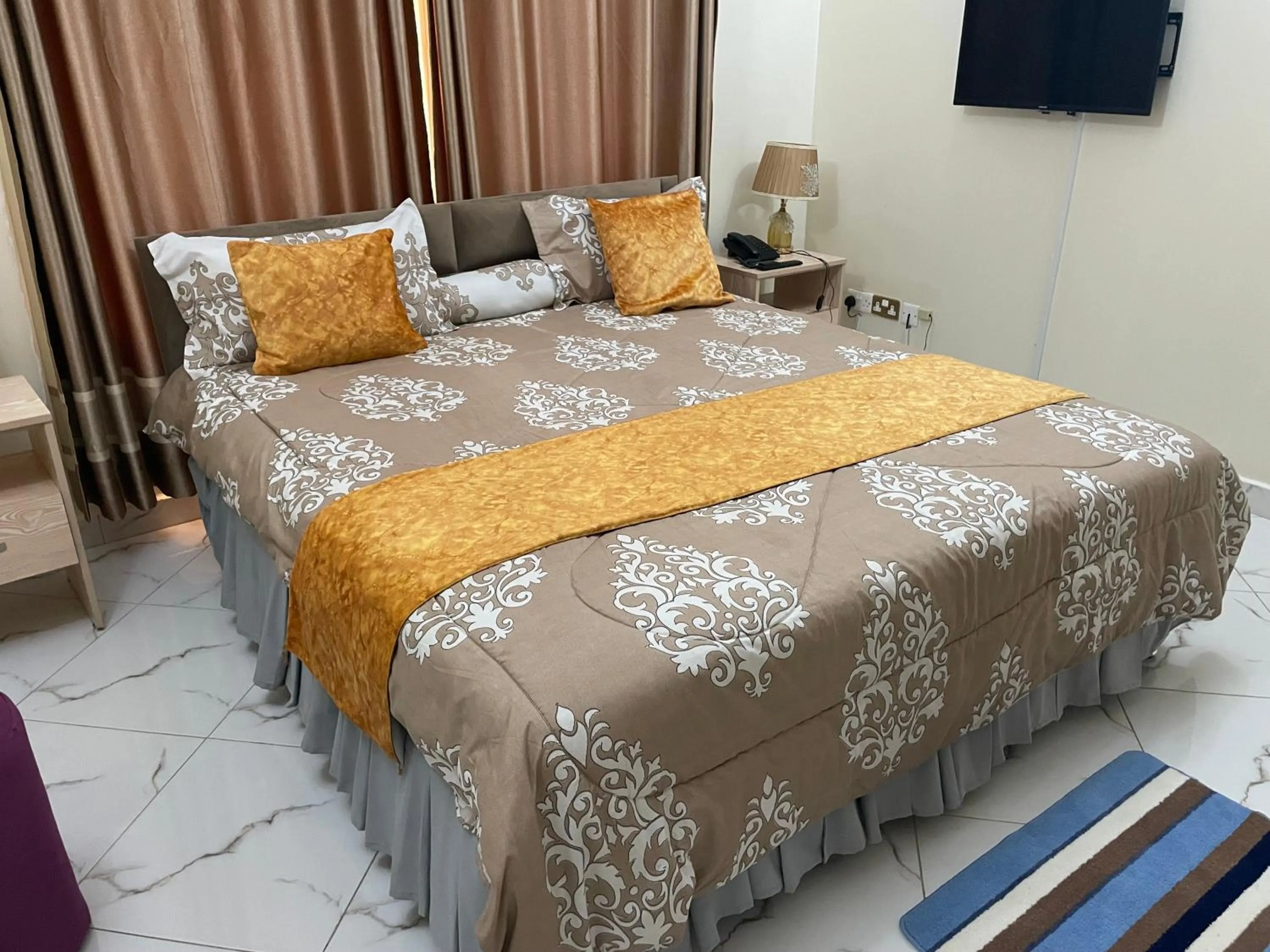 Bedroom, Bed in Jaffa Suites