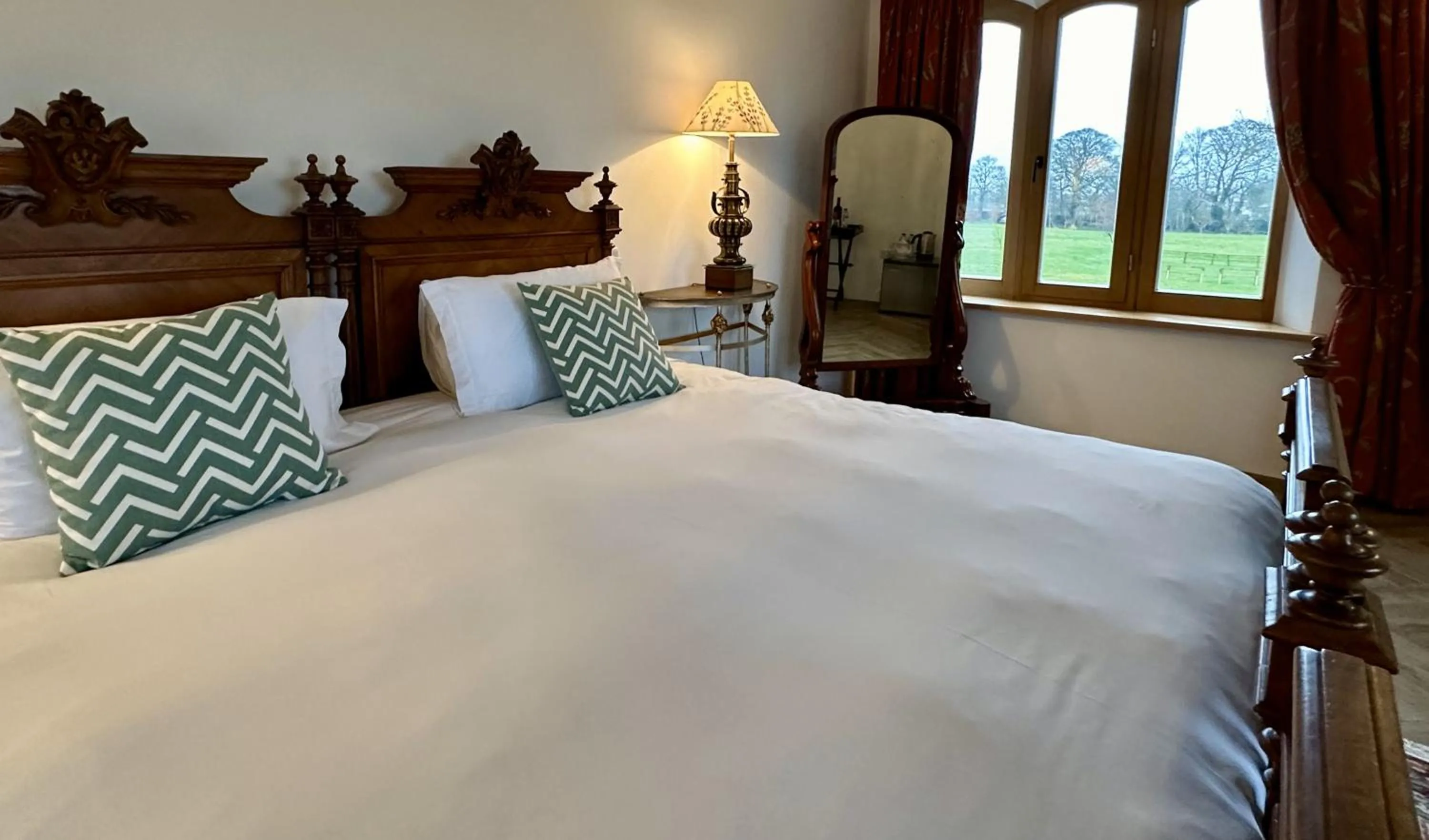 Bed in Claregalway Castle