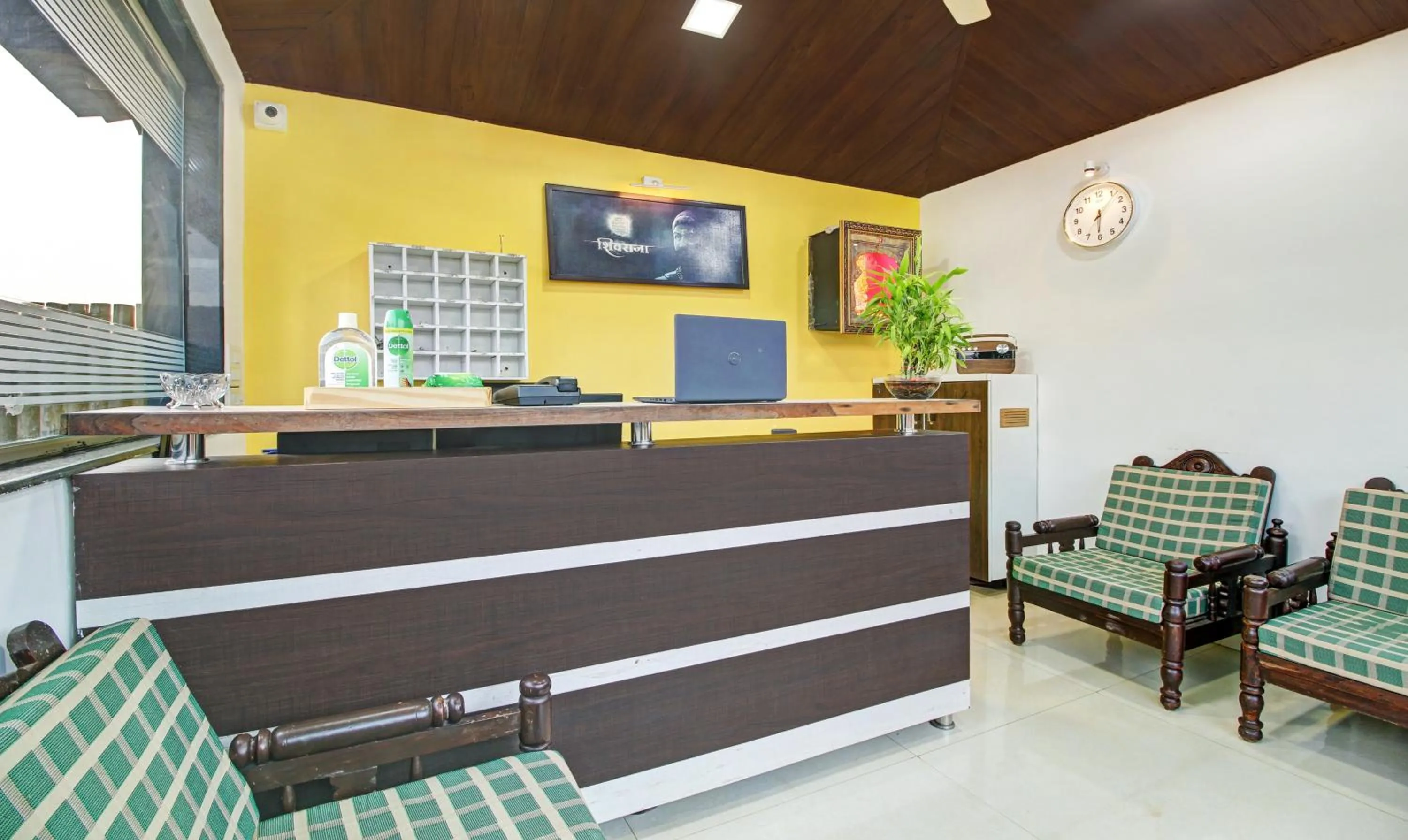 Lobby or reception in Treebo La Paradise