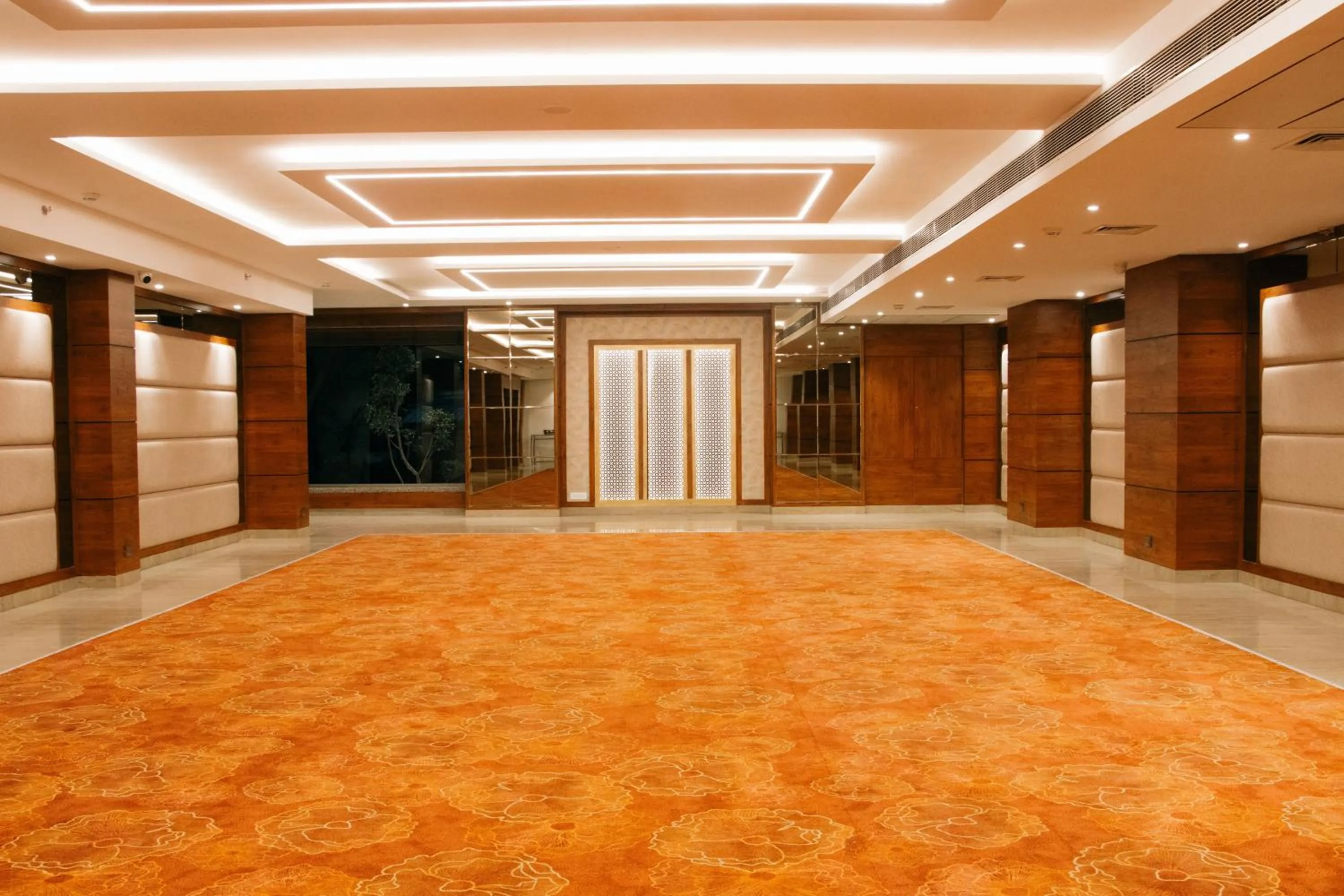 Banquet/Function facilities in Playotel Premier Vijay Nagar