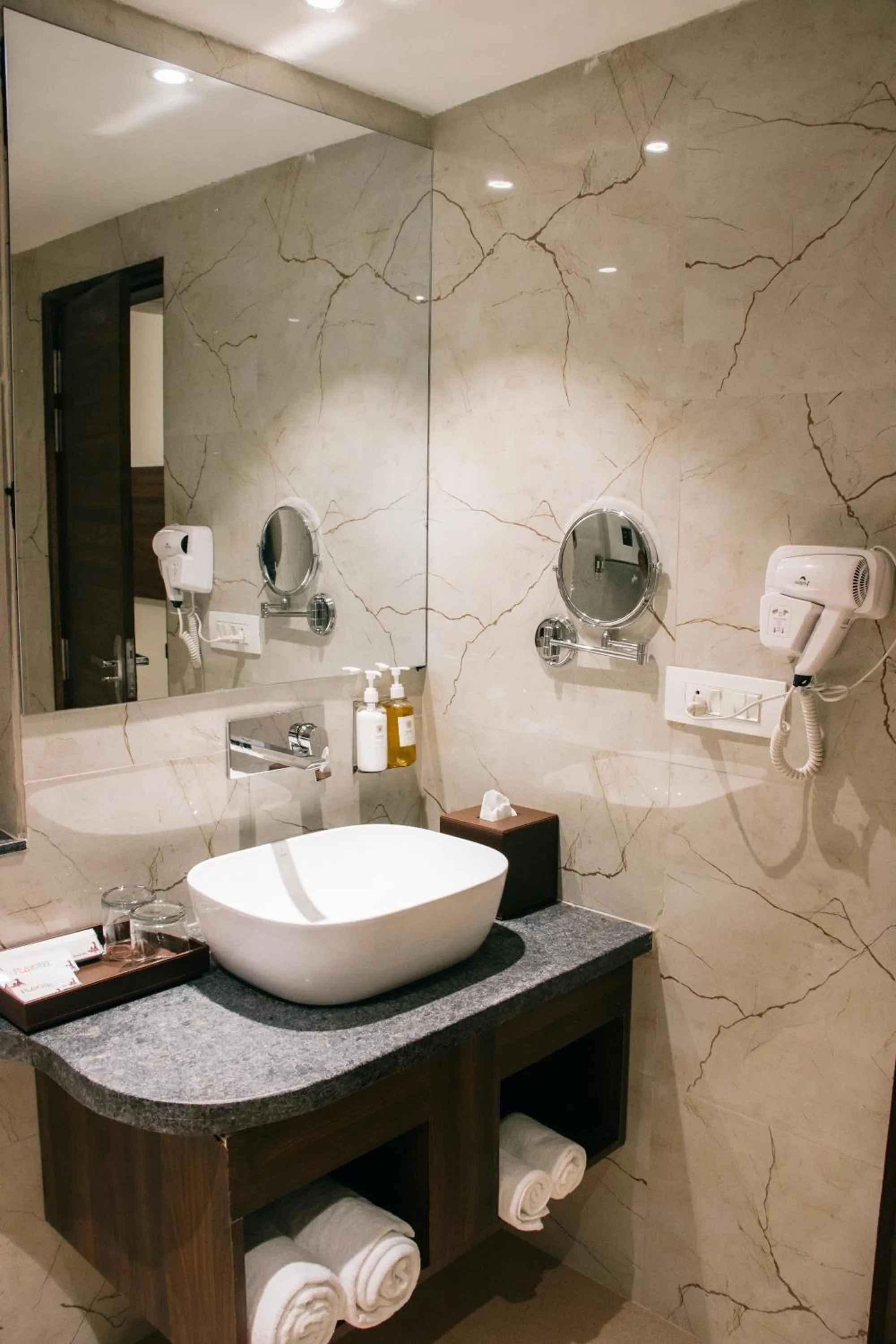 Bathroom in Playotel Premier Vijay Nagar