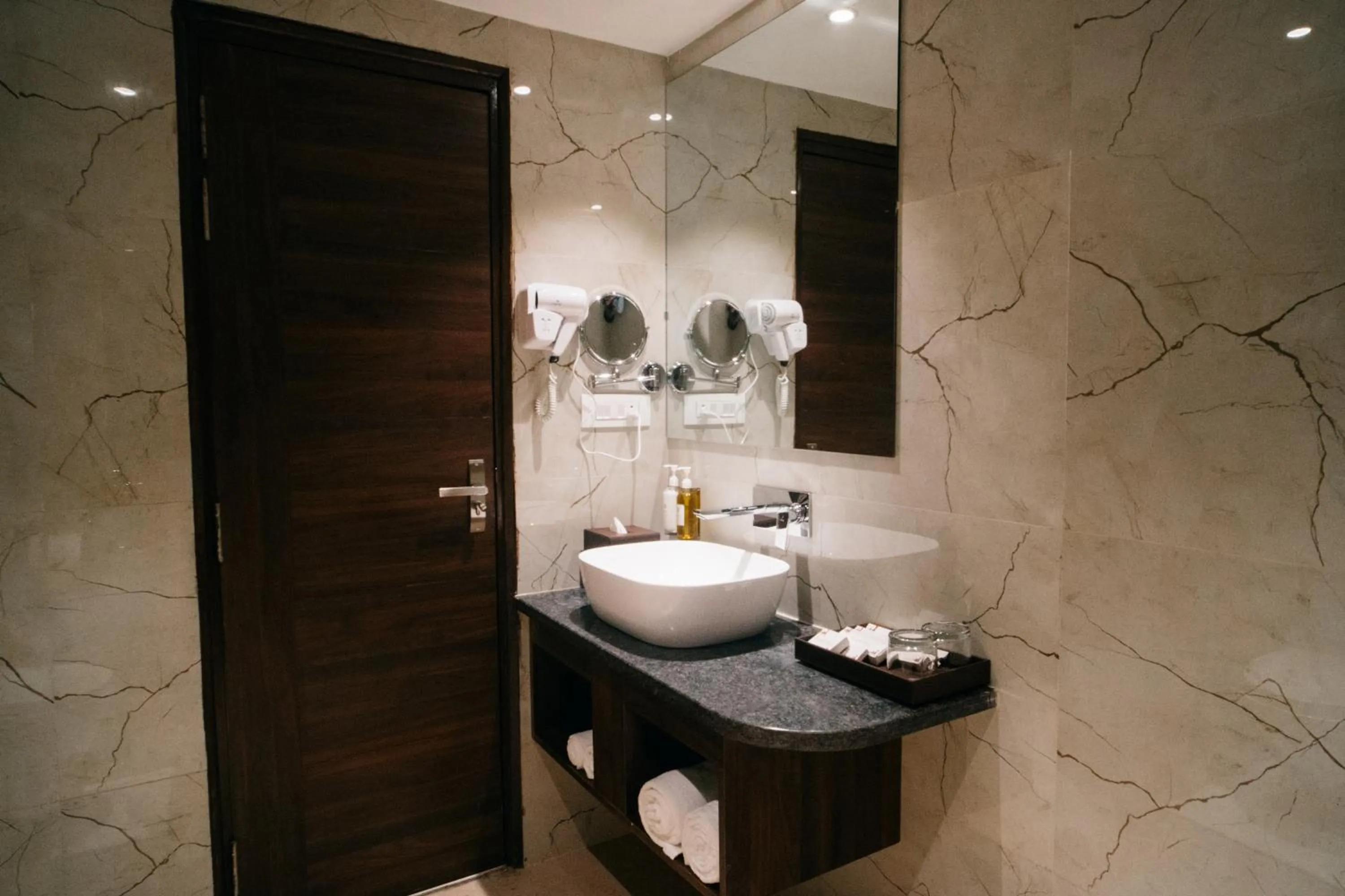 Bathroom in Playotel Premier Vijay Nagar