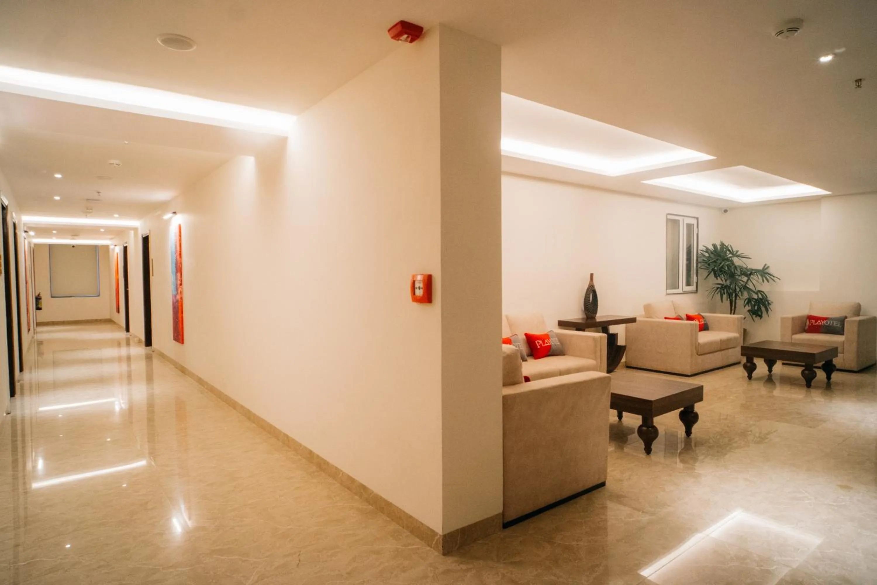 Lobby or reception in Playotel Premier Vijay Nagar