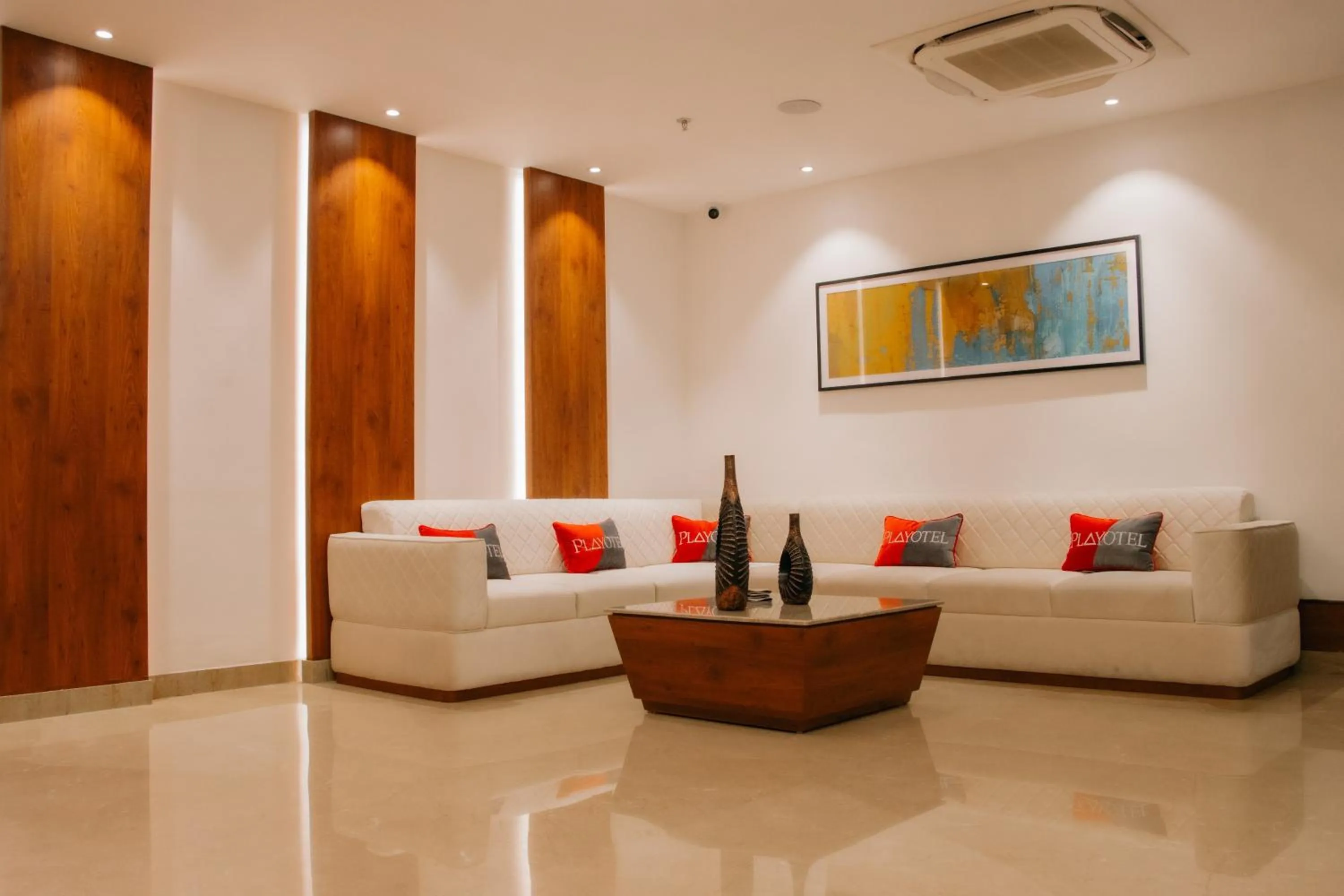 Lobby or reception in Playotel Premier Vijay Nagar