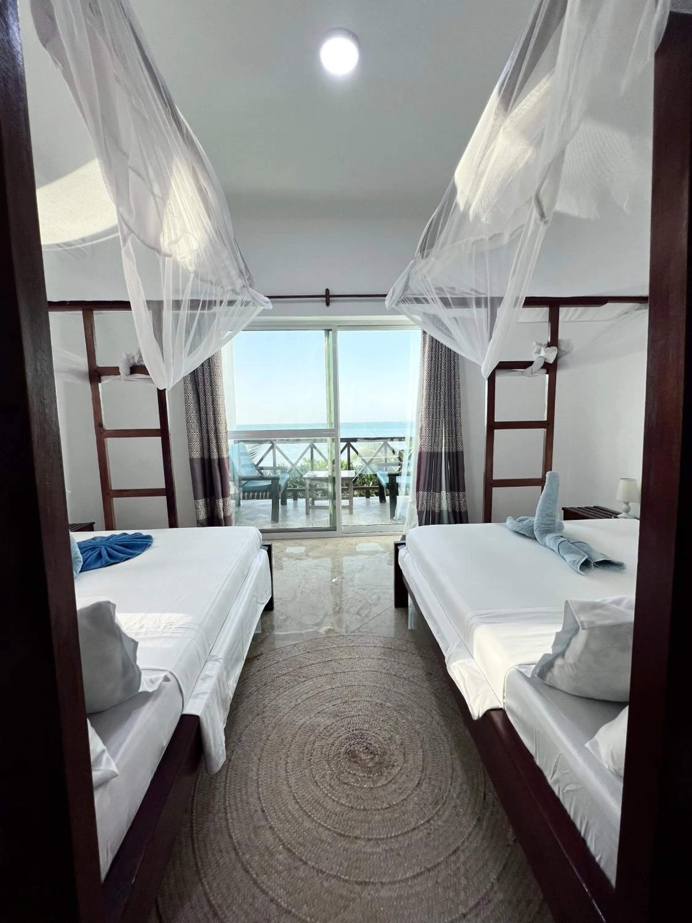 Bed in Crystal Beach Nungwi