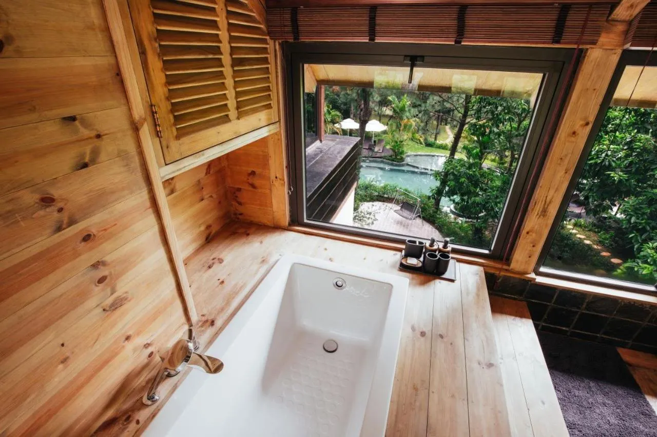 Bath in AMAYA HOME - Lodge, Spa & Restaurant