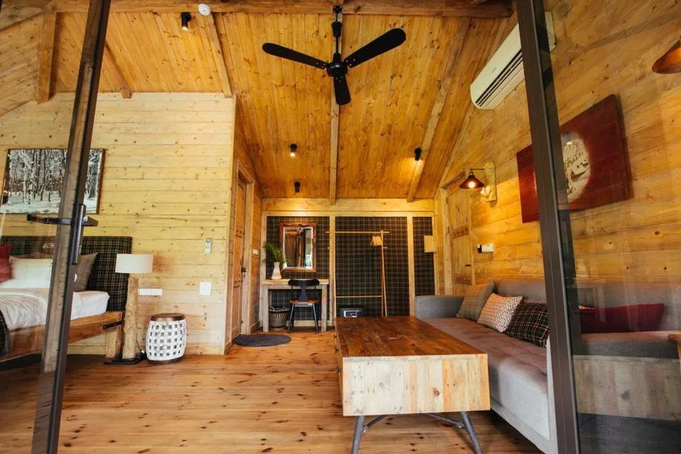 Seating area in AMAYA HOME - Lodge, Spa & Restaurant