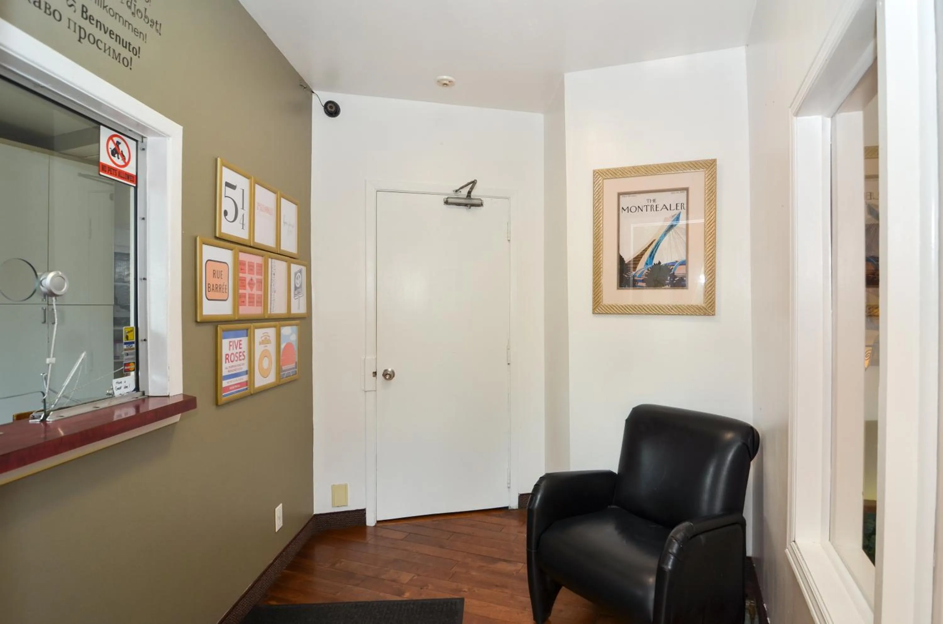 Lobby or reception in Hotel Dorion