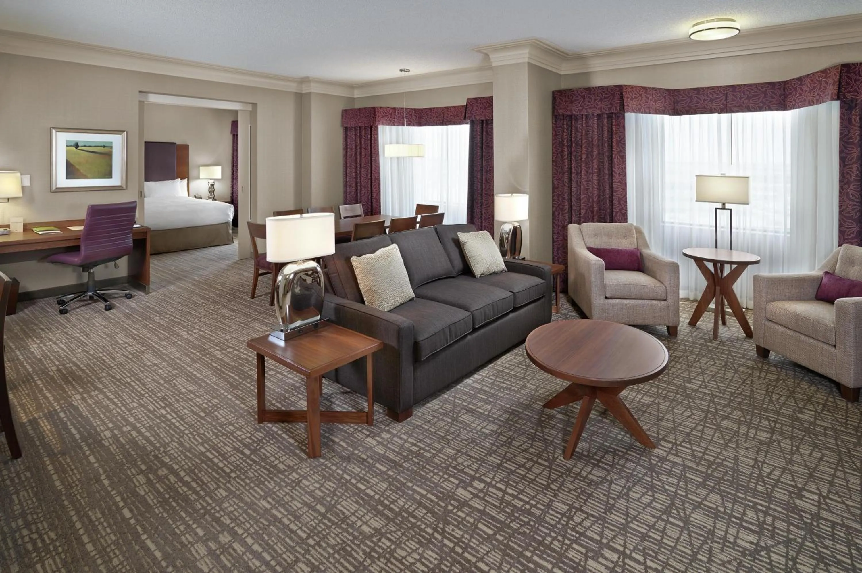 Bedroom, Bed in DoubleTree by Hilton West Edmonton