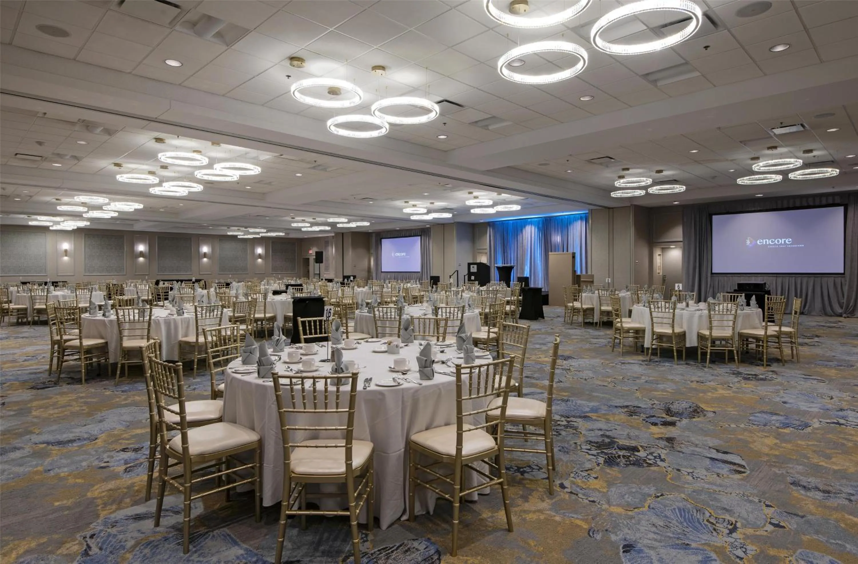 Meeting/conference room in DoubleTree by Hilton West Edmonton