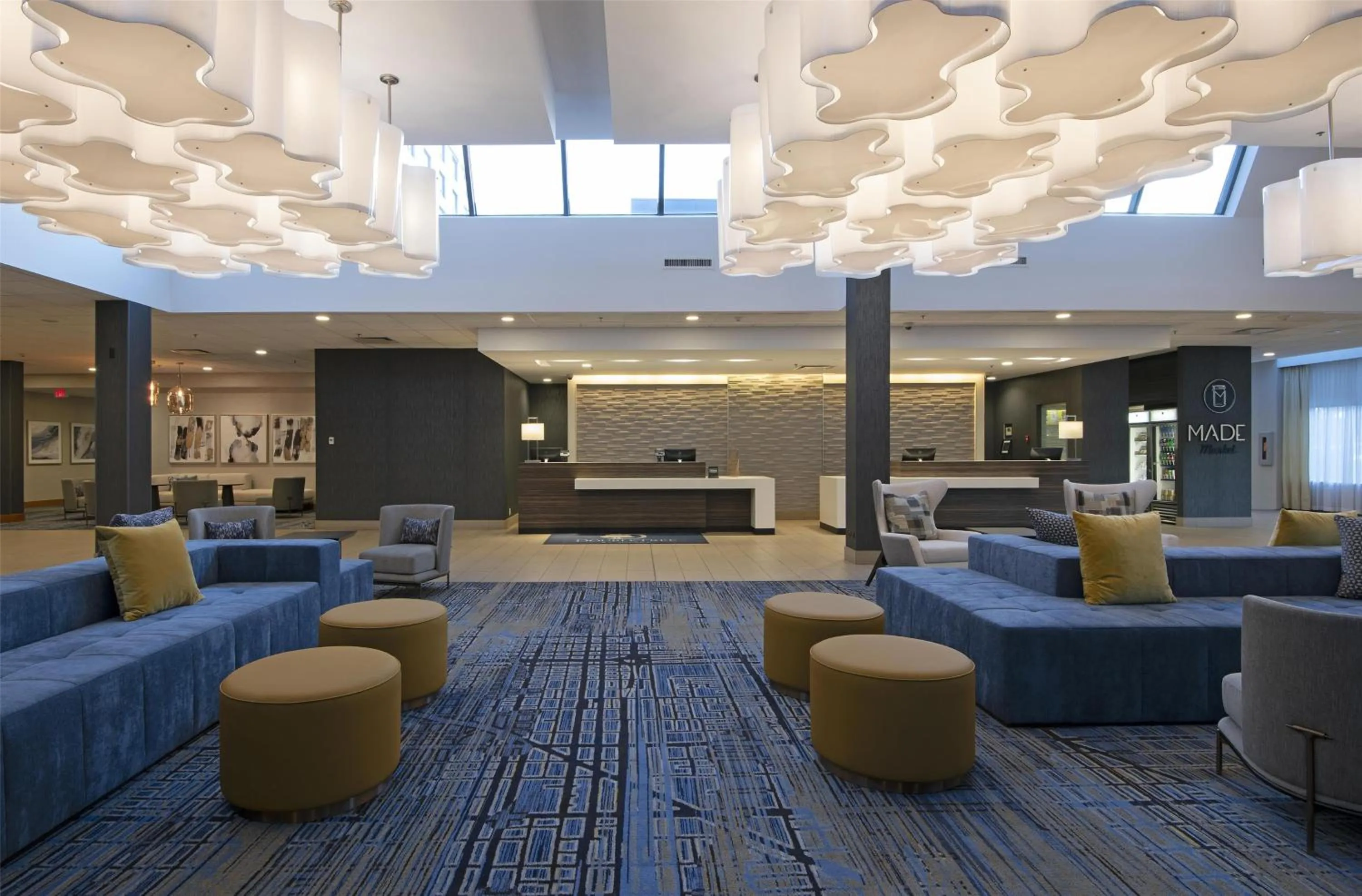 Lobby or reception in DoubleTree by Hilton West Edmonton