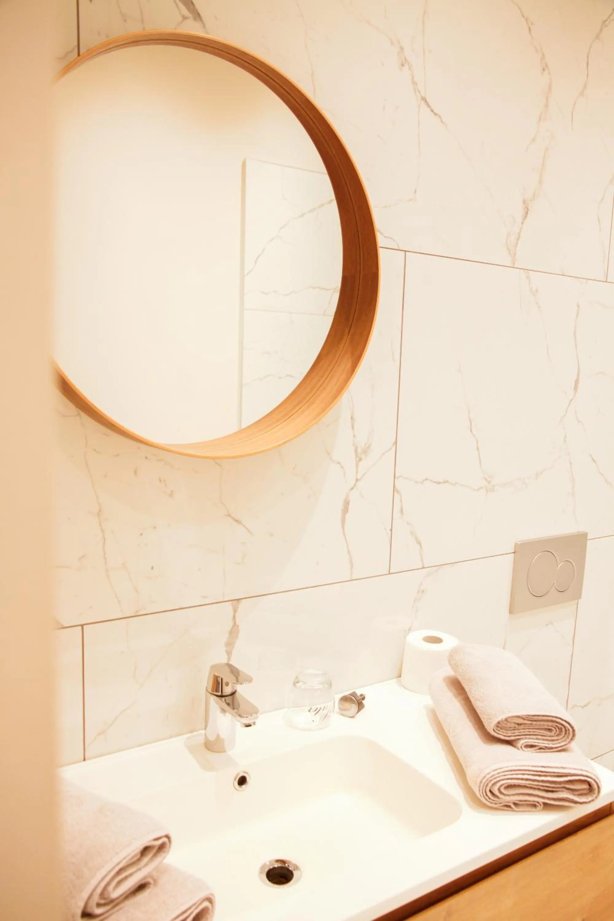 Bathroom in Villa les érables Restaurant Linea