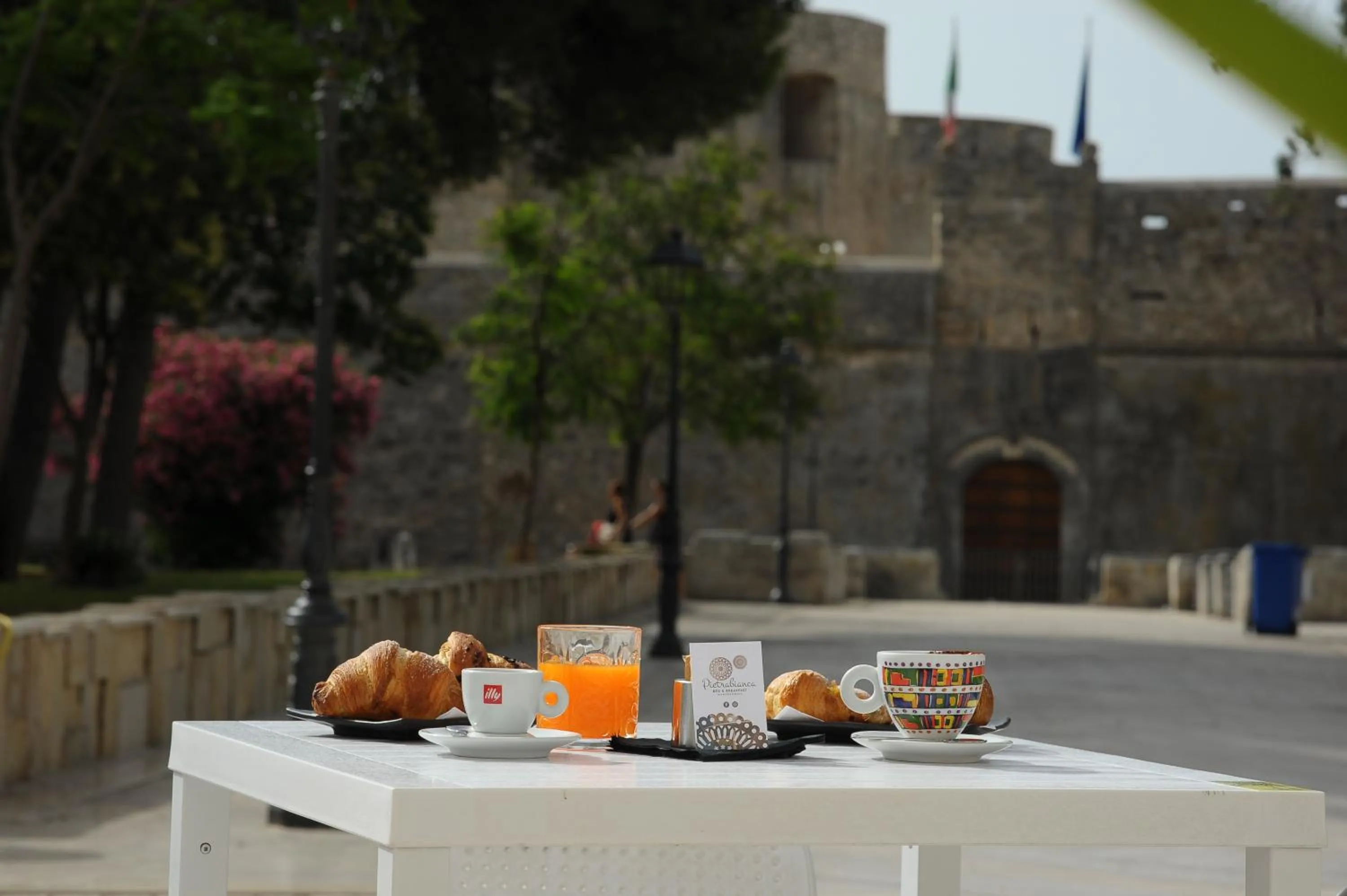 Breakfast in Pietrabianca Santa Maria Apartments