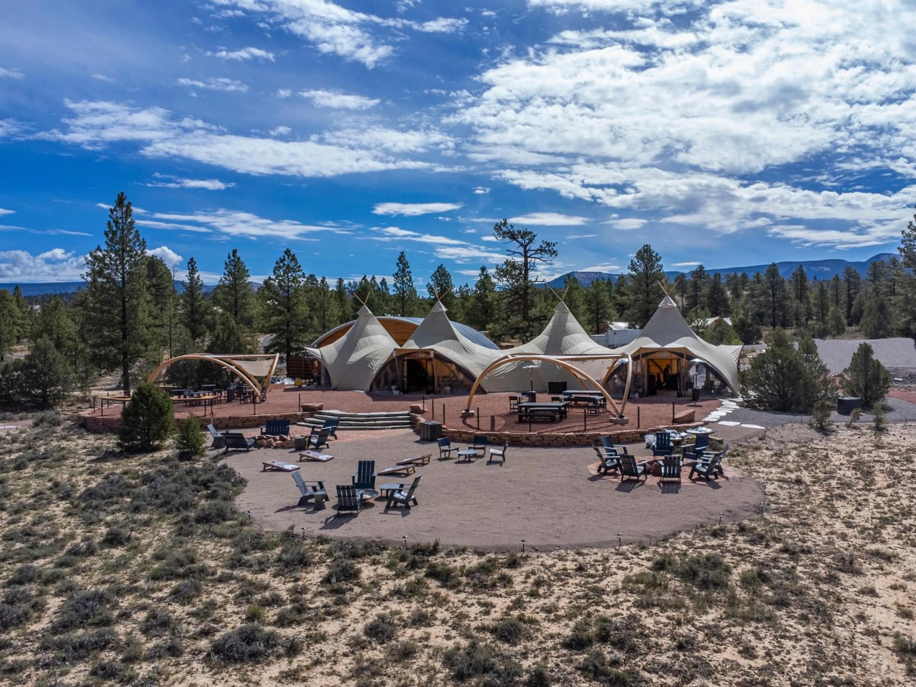 Property building in Under Canvas Bryce Canyon