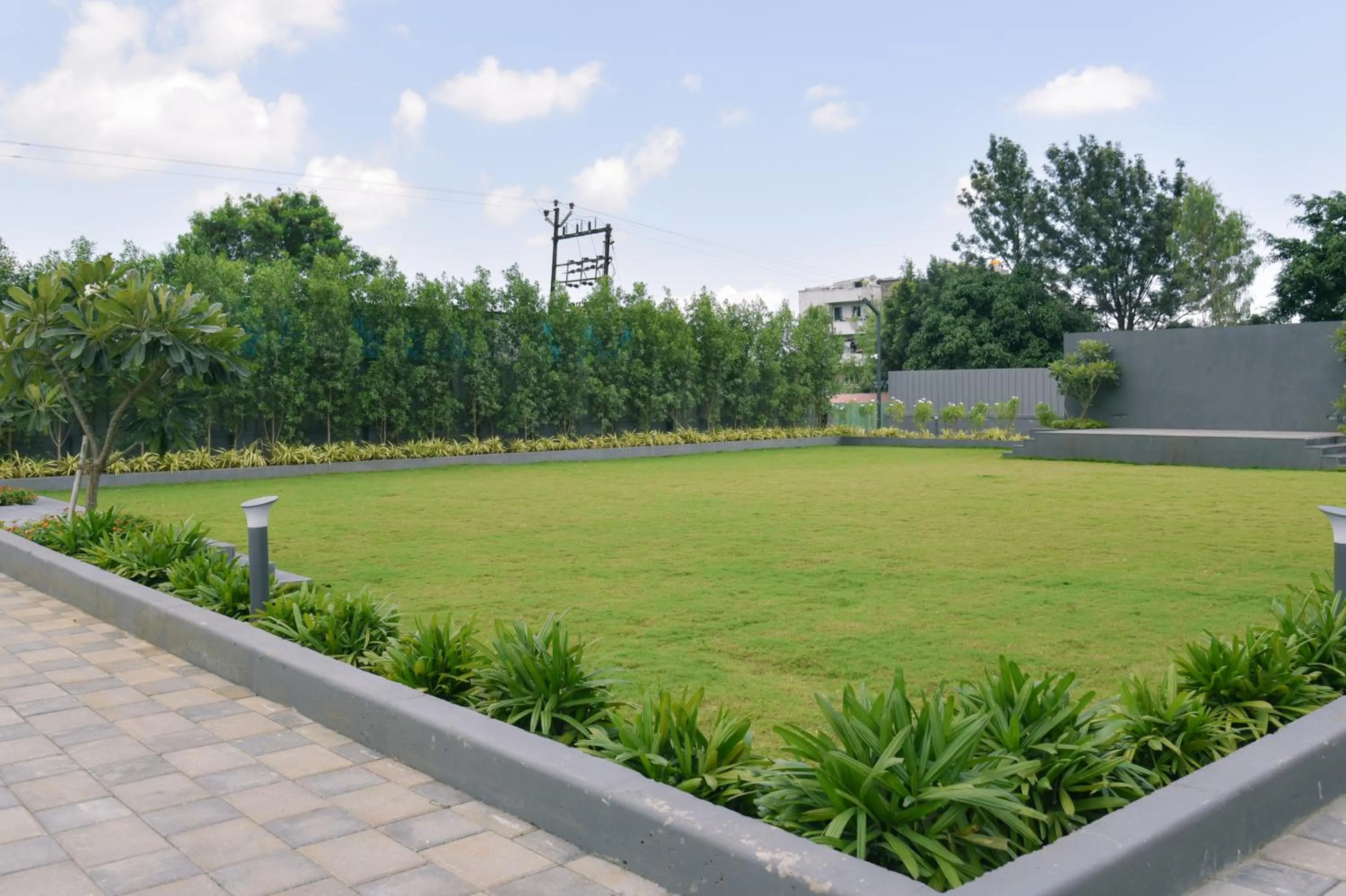 Garden in Enrise by Sayaji, Khed Shivapur Pune