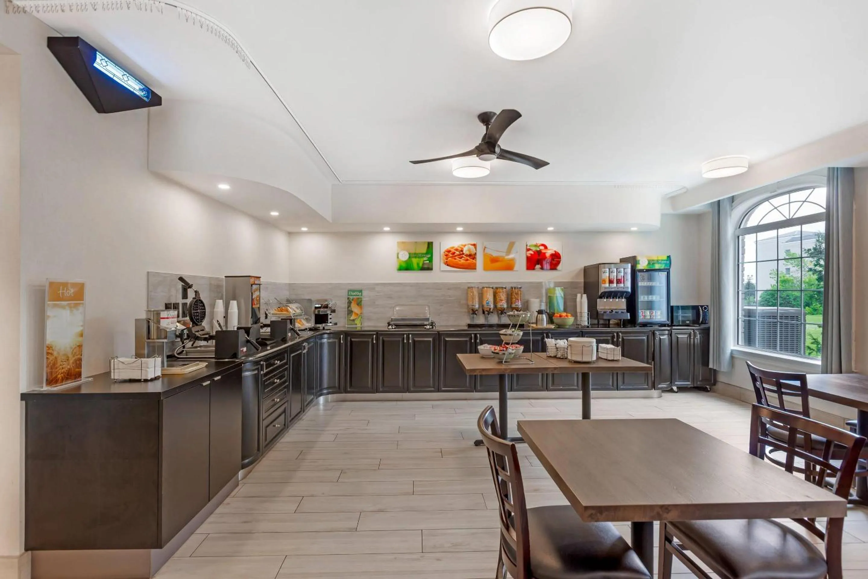 Breakfast in Quality Inn & Suites