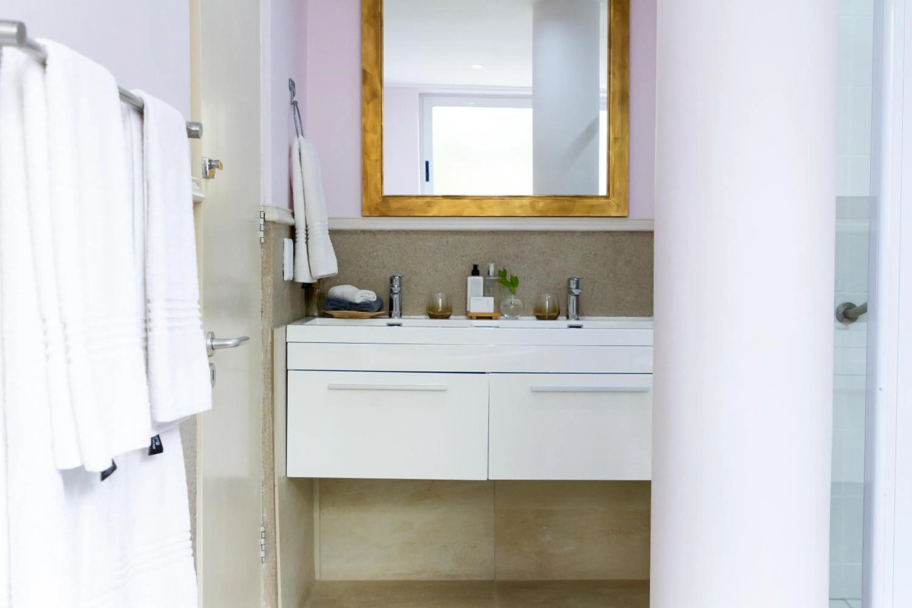 Bathroom in Royal Boutique Hotel