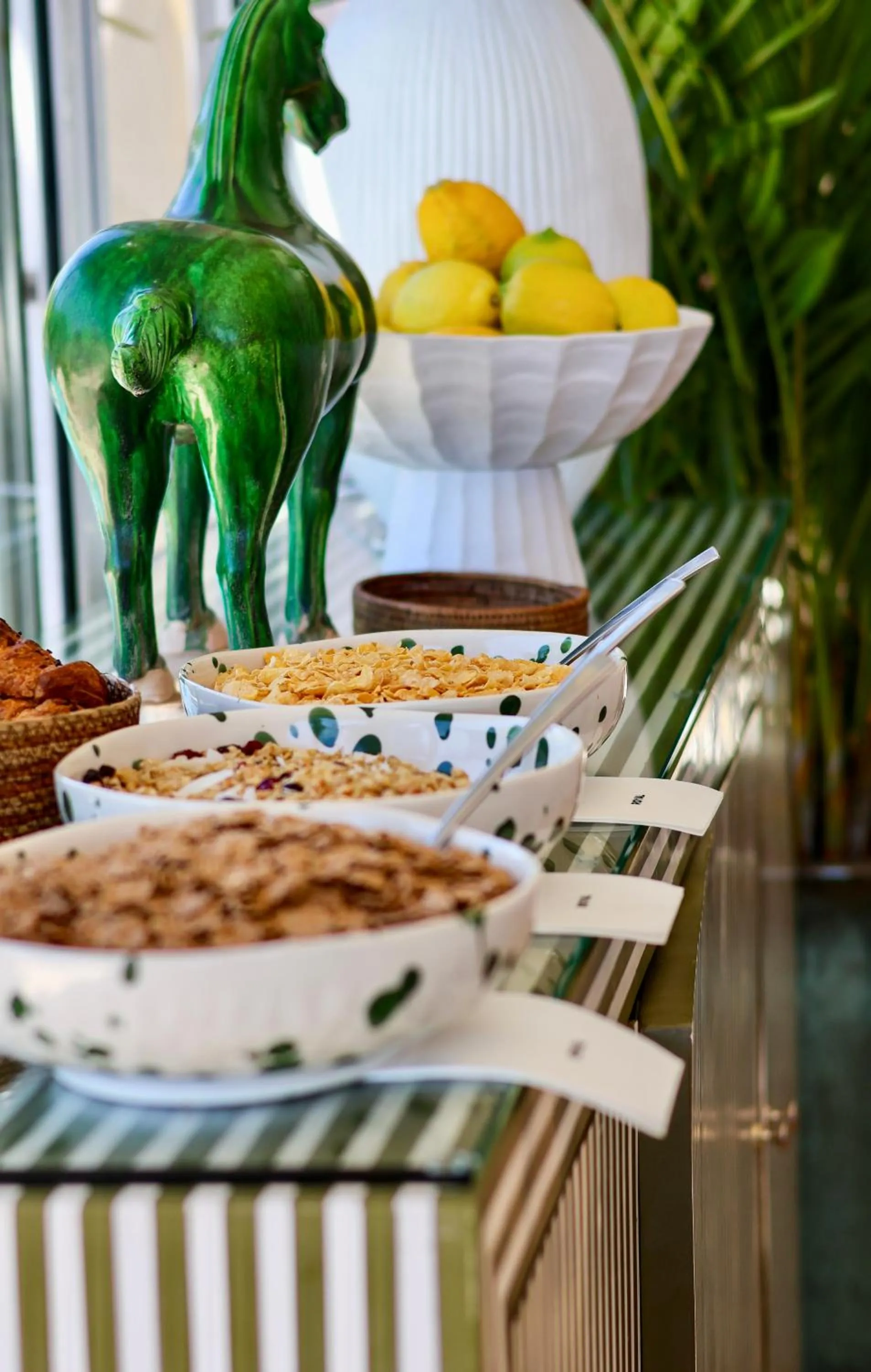 Food and drinks in Royal Boutique Hotel