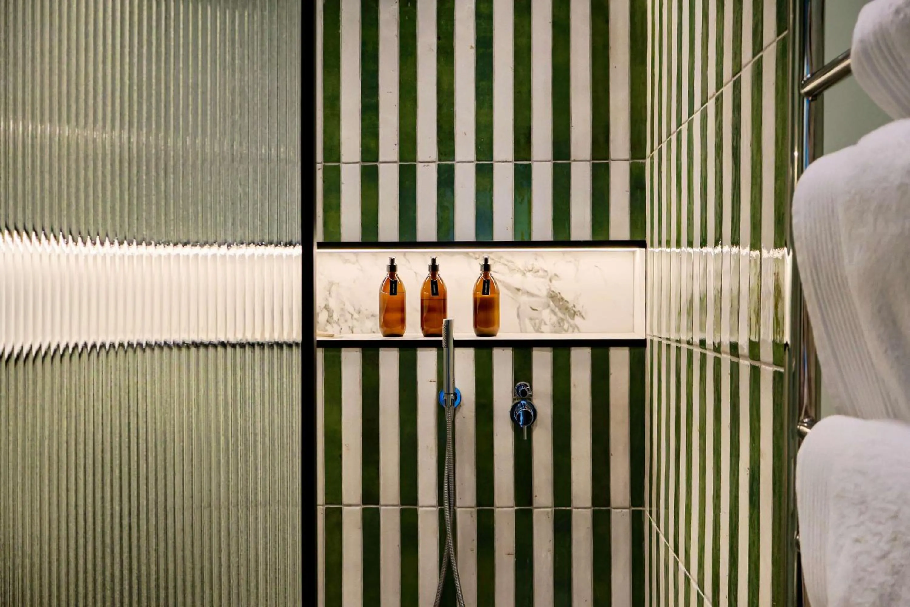 Shower in Royal Boutique Hotel