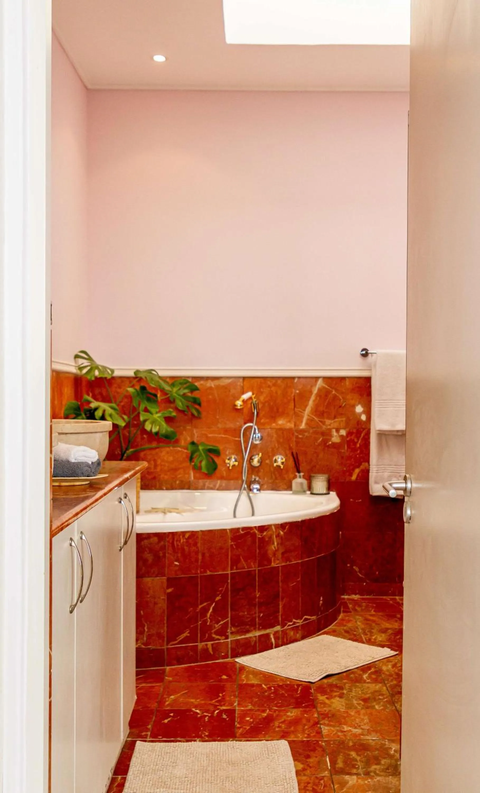 Bathroom in Royal Boutique Hotel