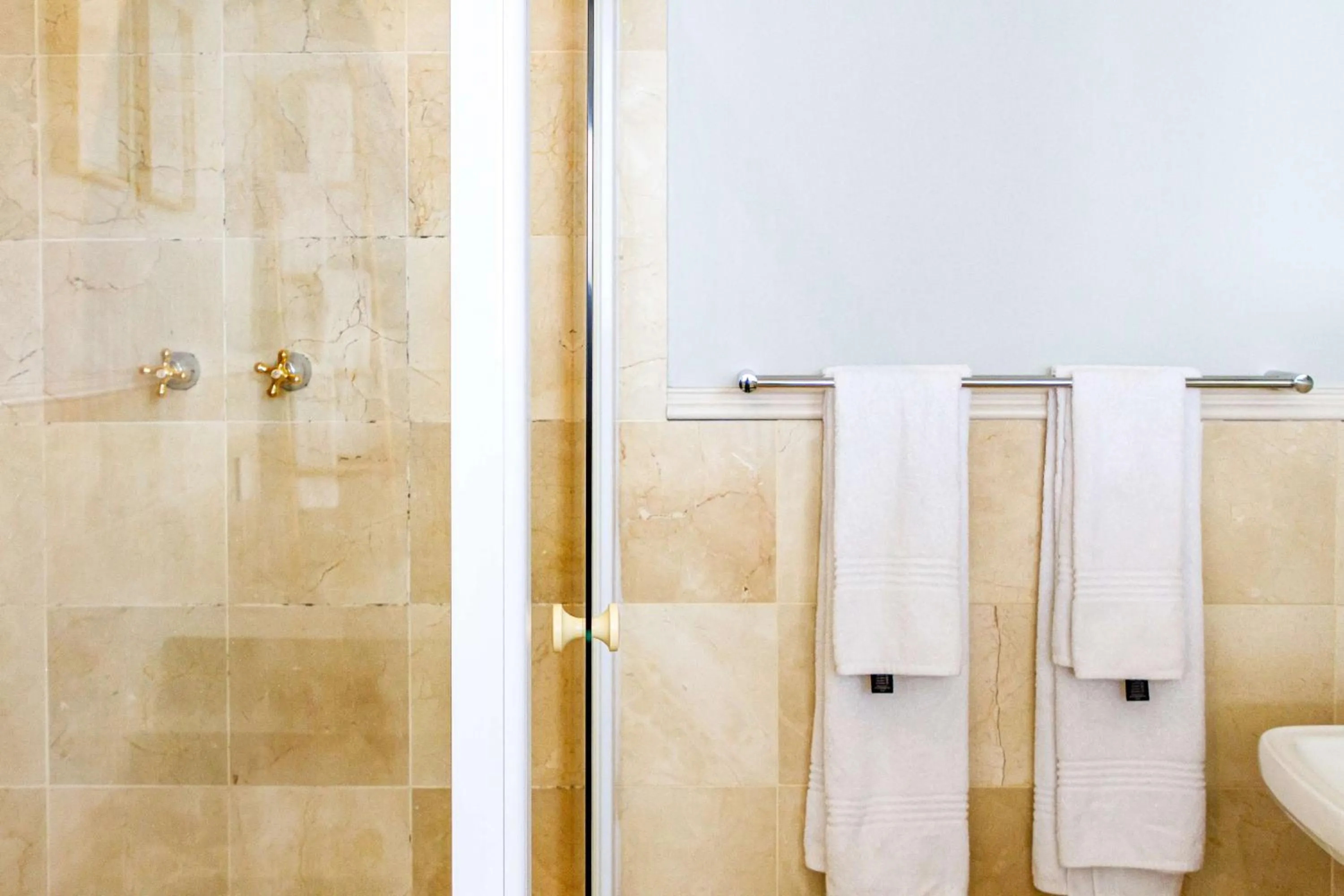 Toilet in Royal Boutique Hotel