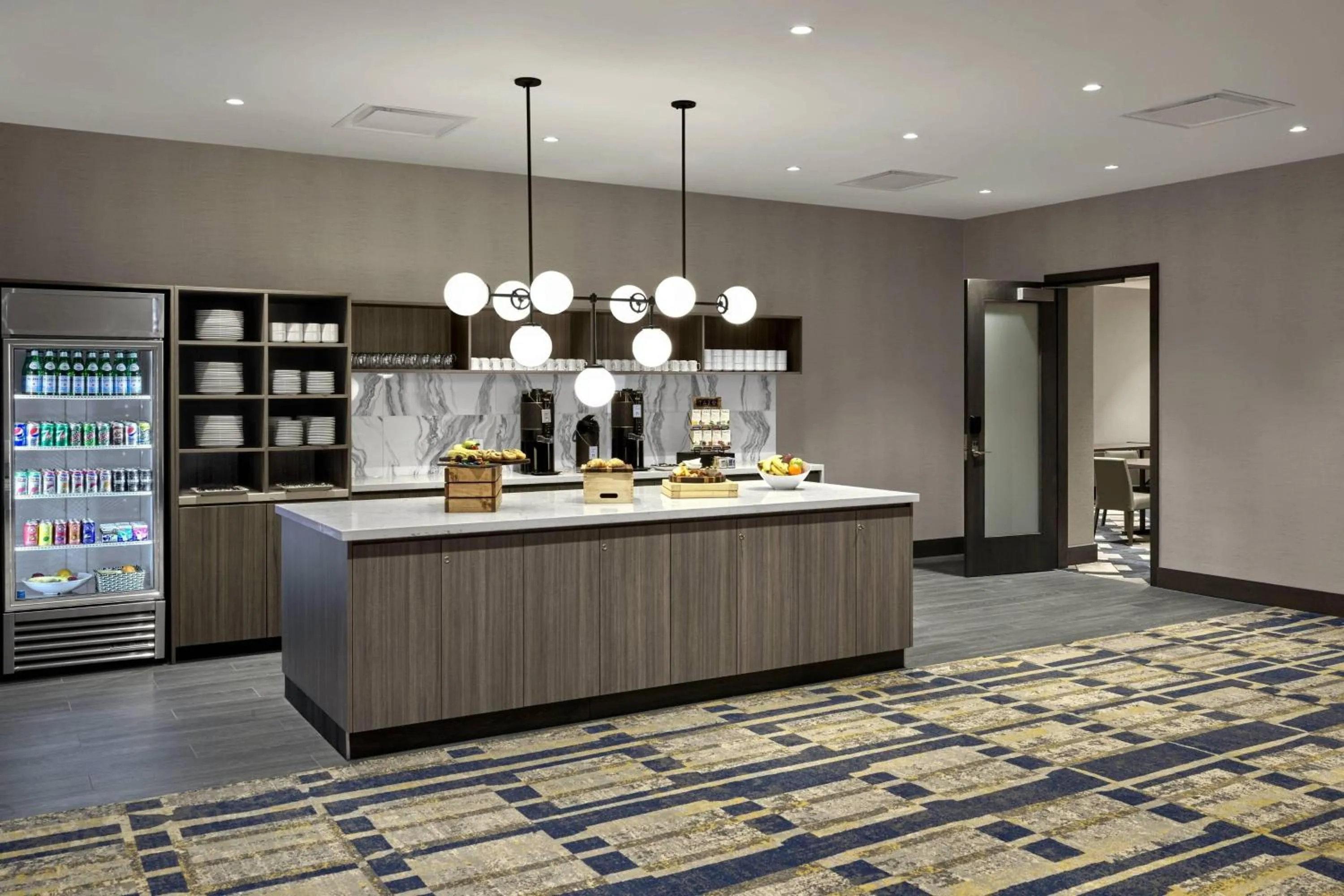 Meeting/conference room in Delta Hotels by Marriott Calgary Downtown