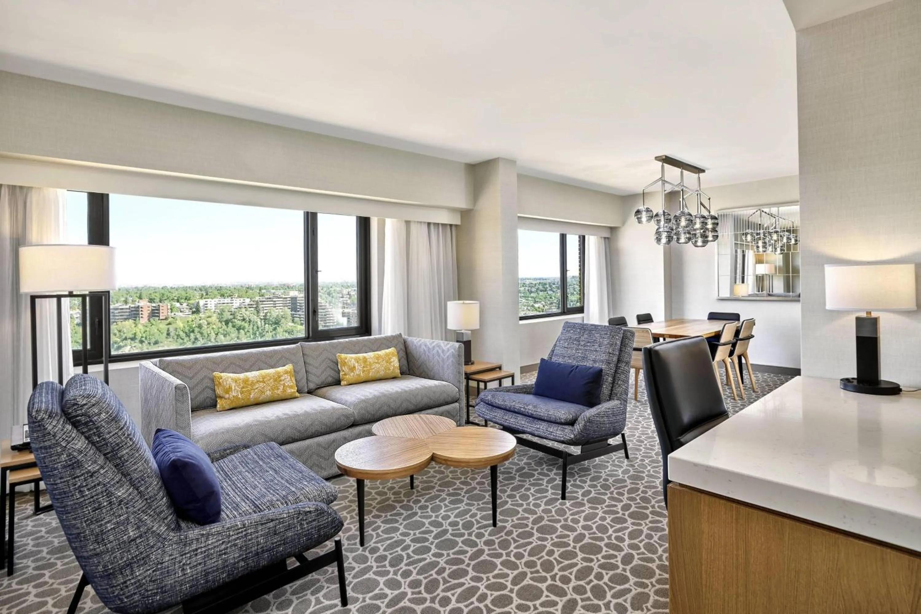 Photo of the whole room in Delta Hotels by Marriott Calgary Downtown