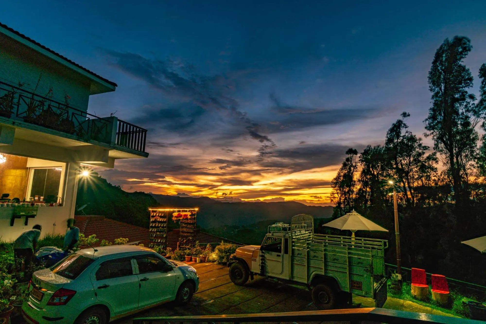 Parking in Warmth Hill Crest