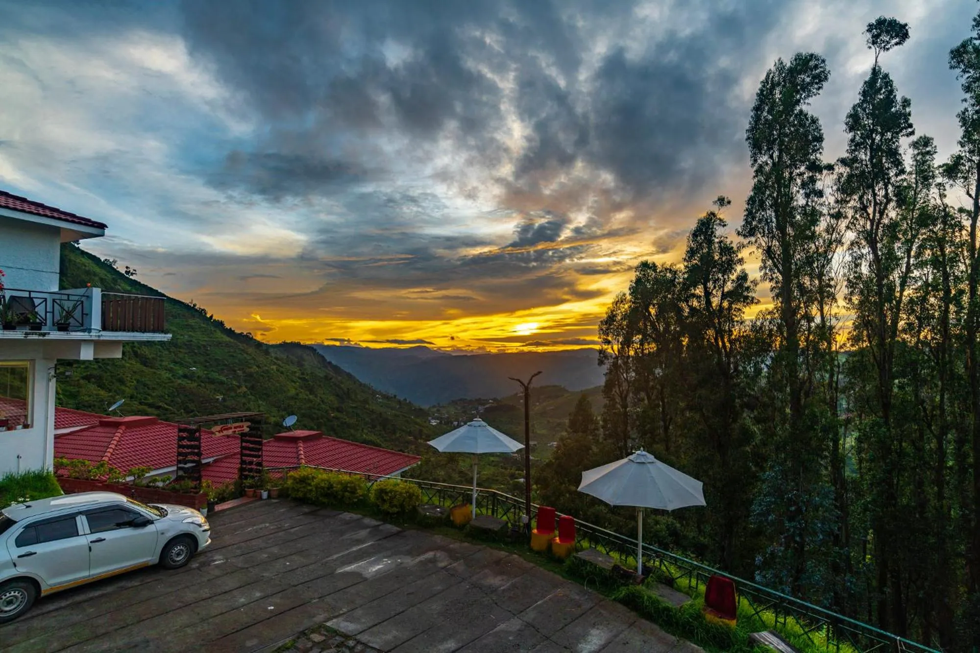 Natural landscape in Warmth Hill Crest