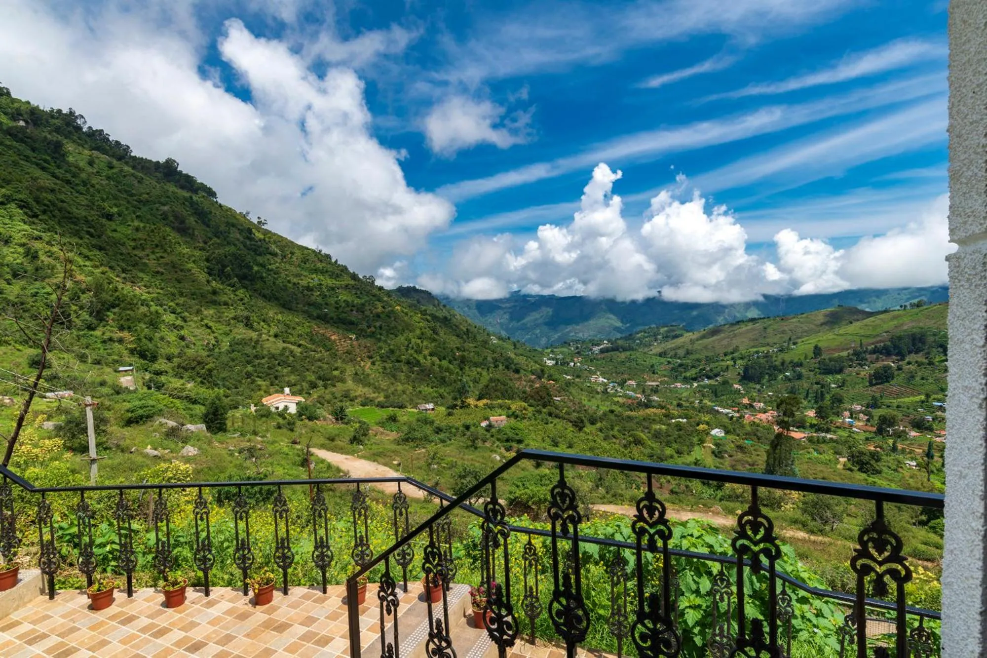 Natural landscape in Warmth Hill Crest