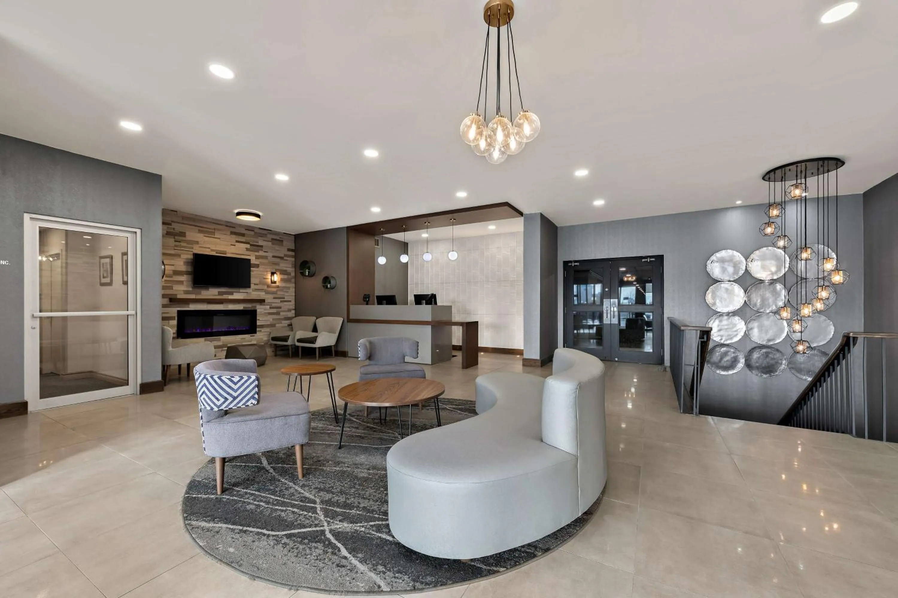 Lobby or reception in Best Western Parkway Hotel Toronto North