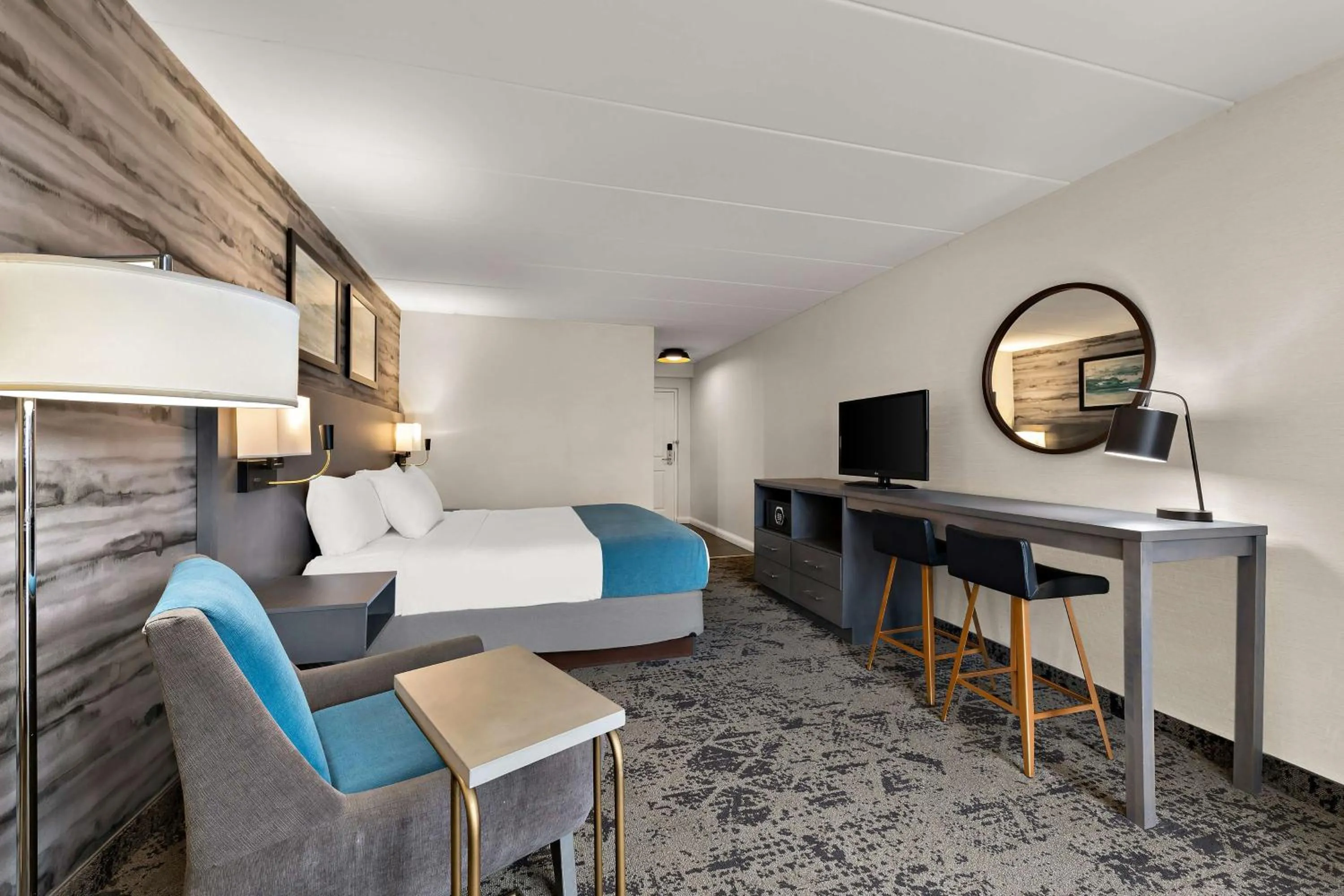 Bedroom in Best Western Parkway Hotel Toronto North