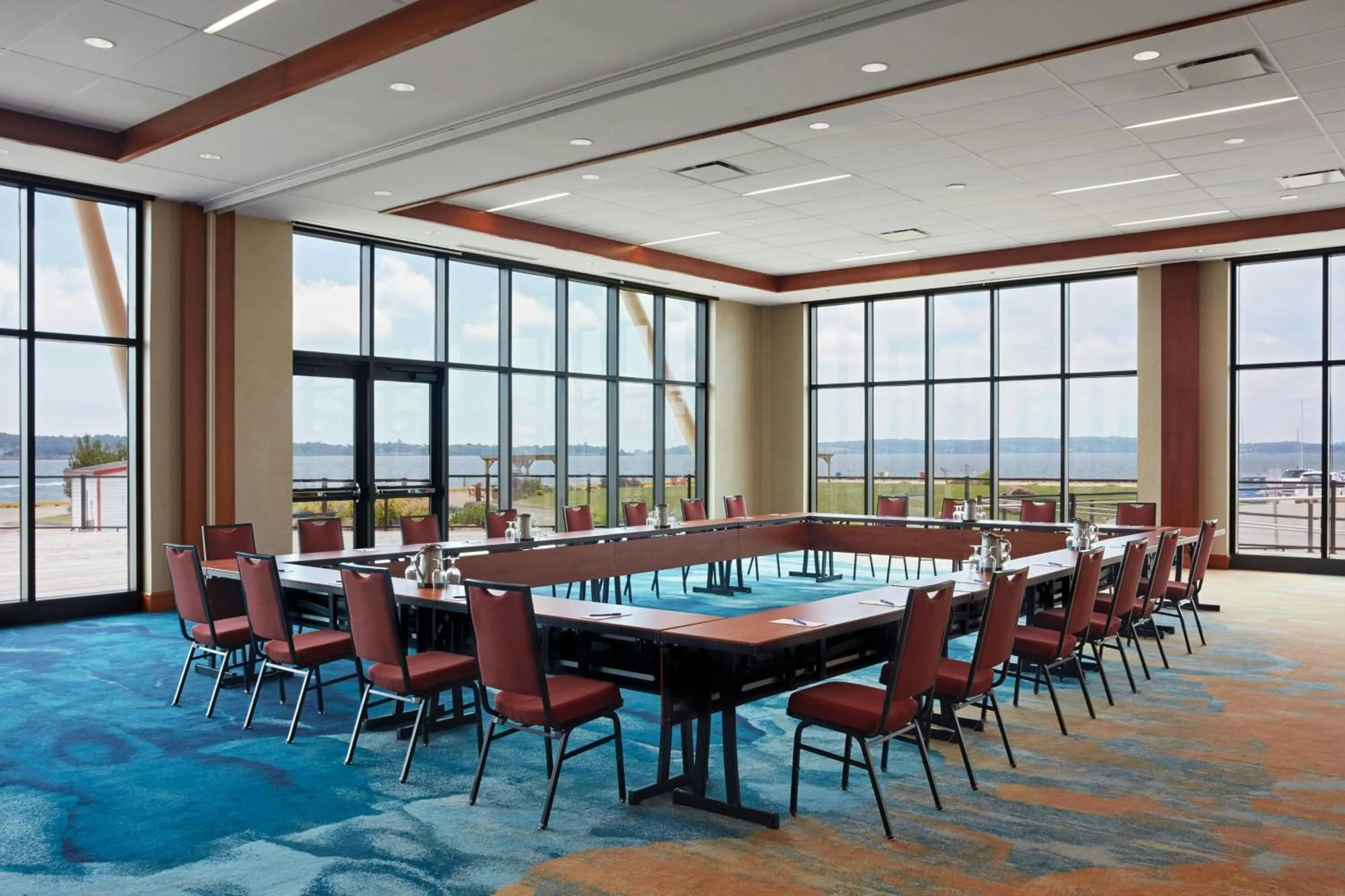 Meeting/conference room in Delta Hotels by Marriott Prince Edward