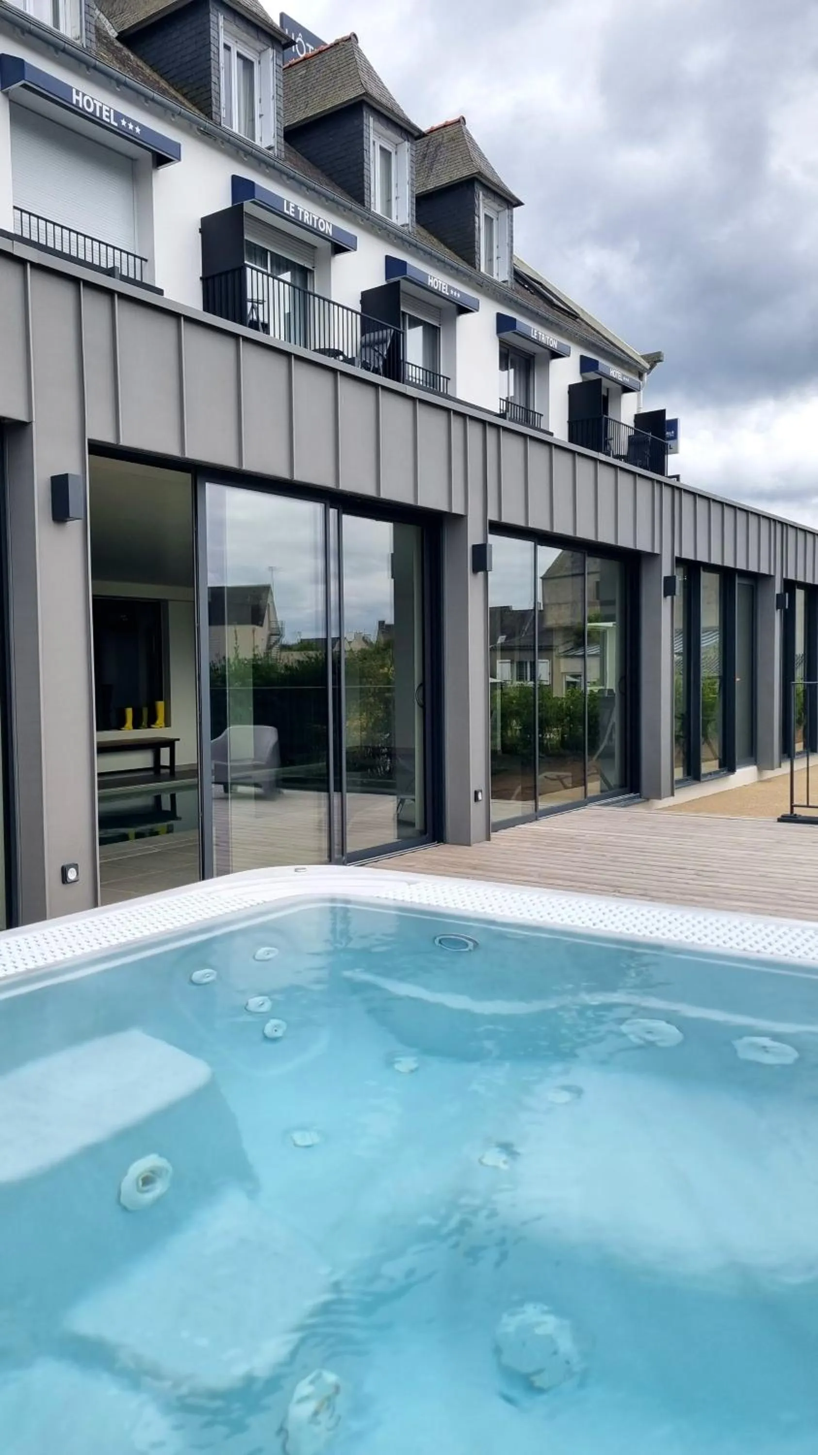 Hot Tub in The Originals City, Hôtel Armen Le Triton, Roscoff