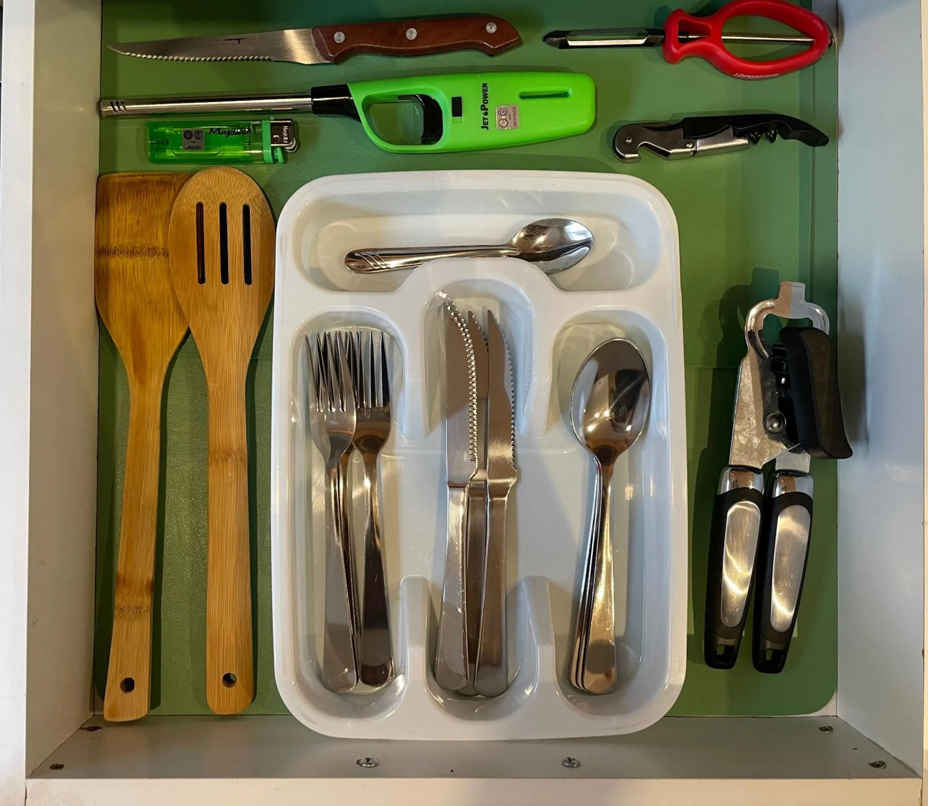 Kitchen or kitchenette in South Apartments