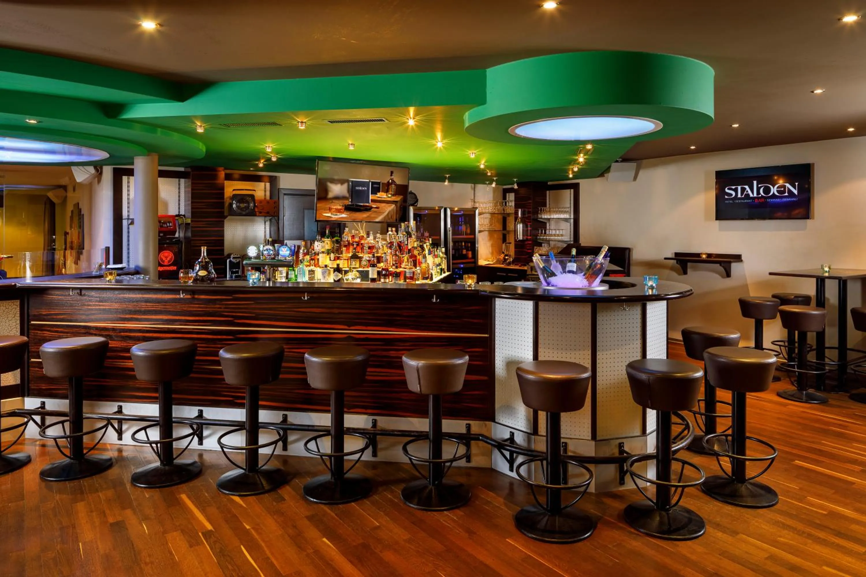 Nightclub / DJ in Hotel Stalden