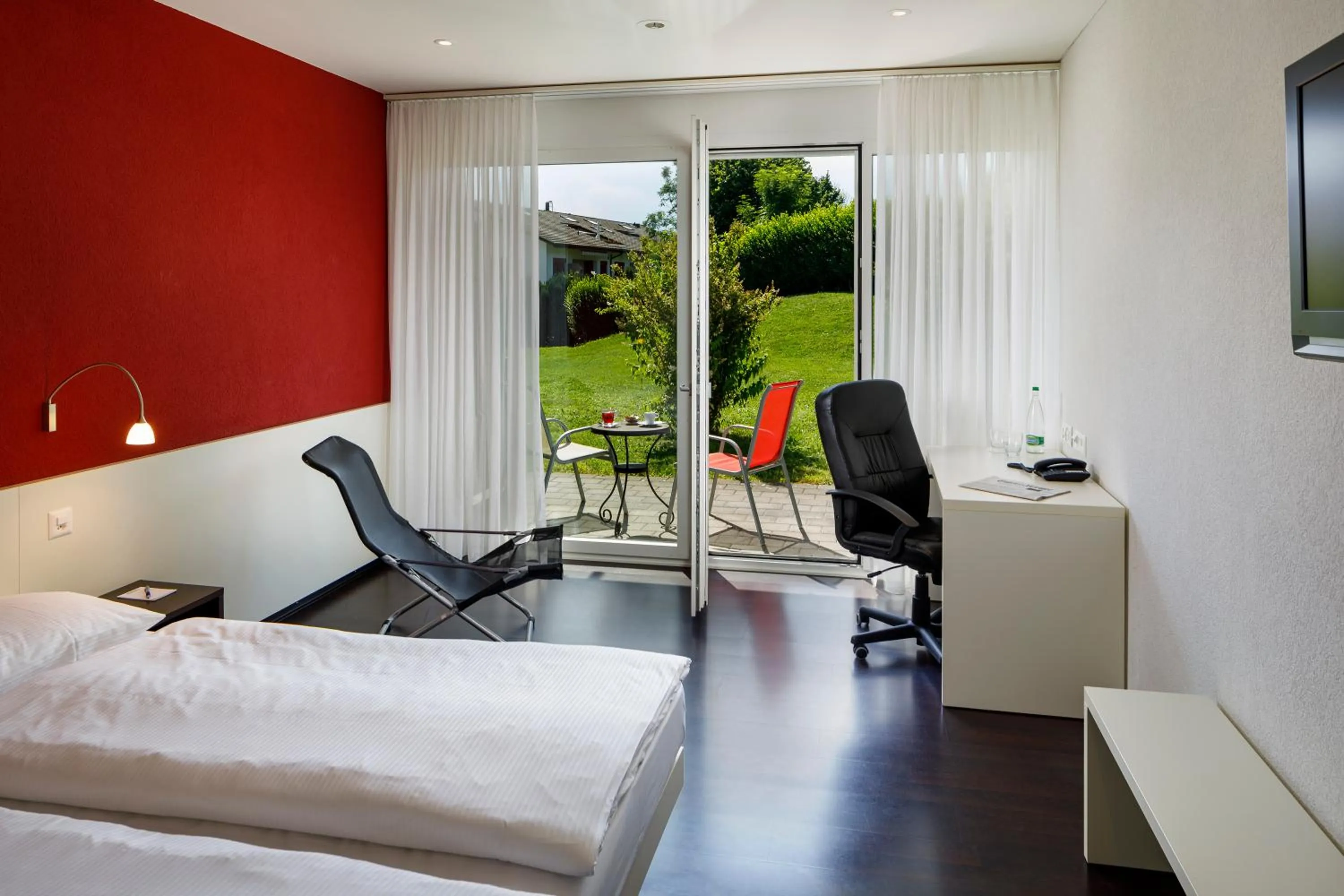 Photo of the whole room, Bed in Hotel Stalden