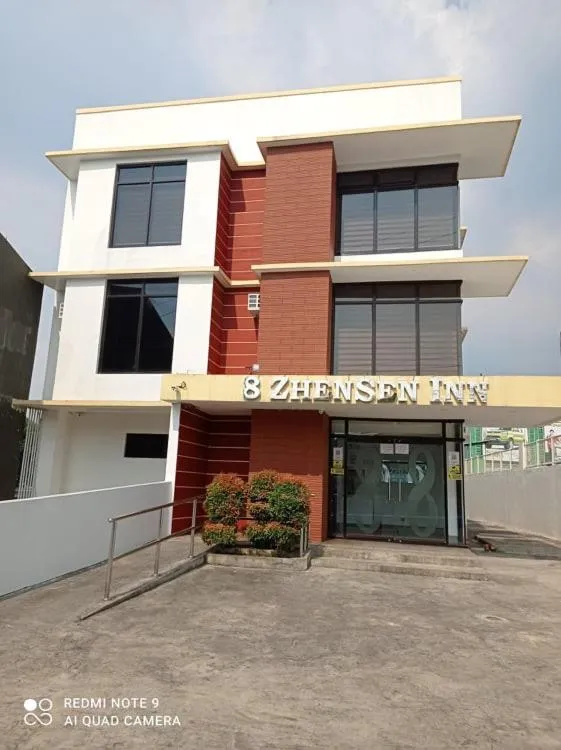 Property building in 8 Zhensen Inn